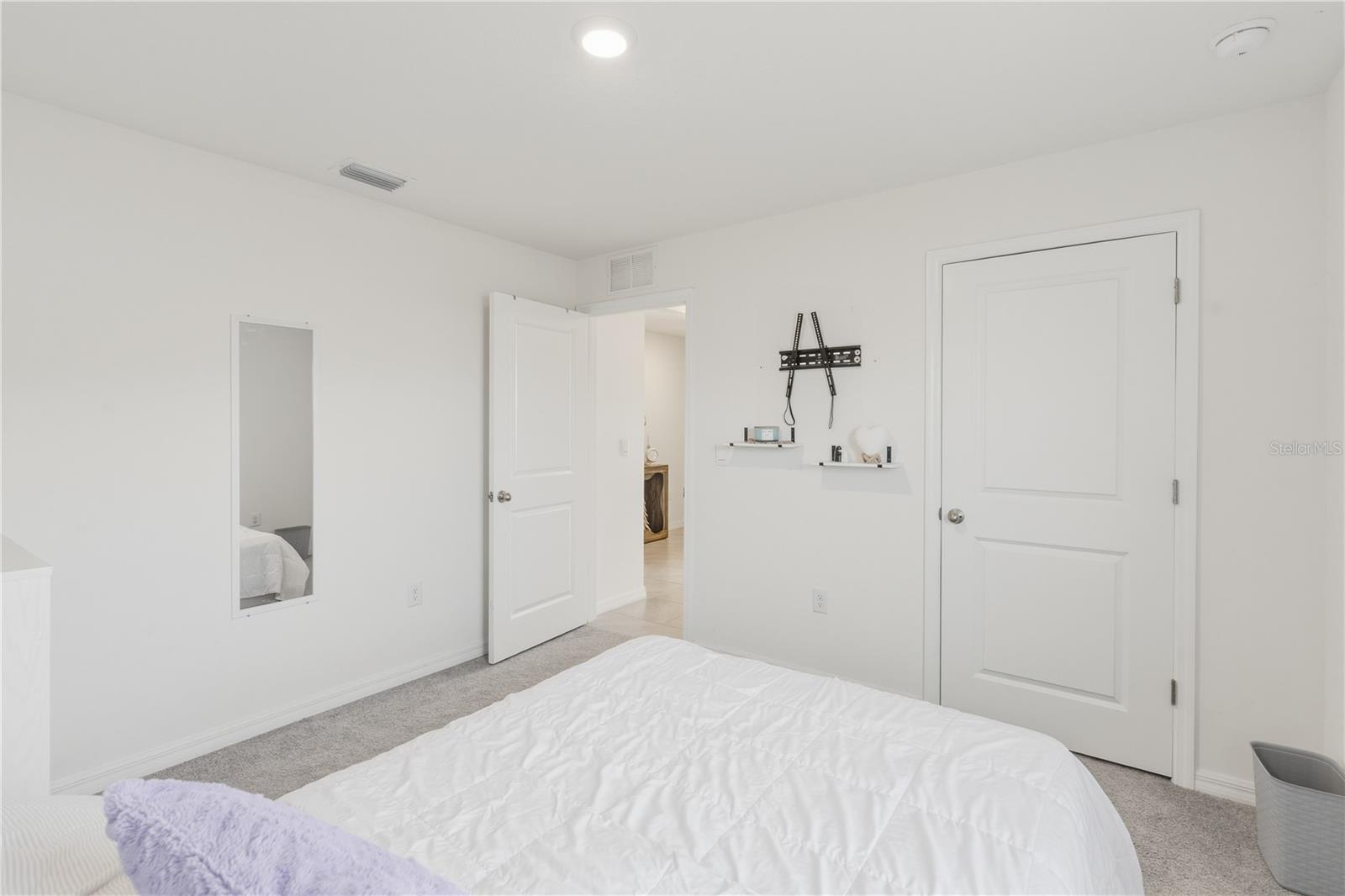 AVALON WOODS PH 1A PB 37 PG 70 - Residential