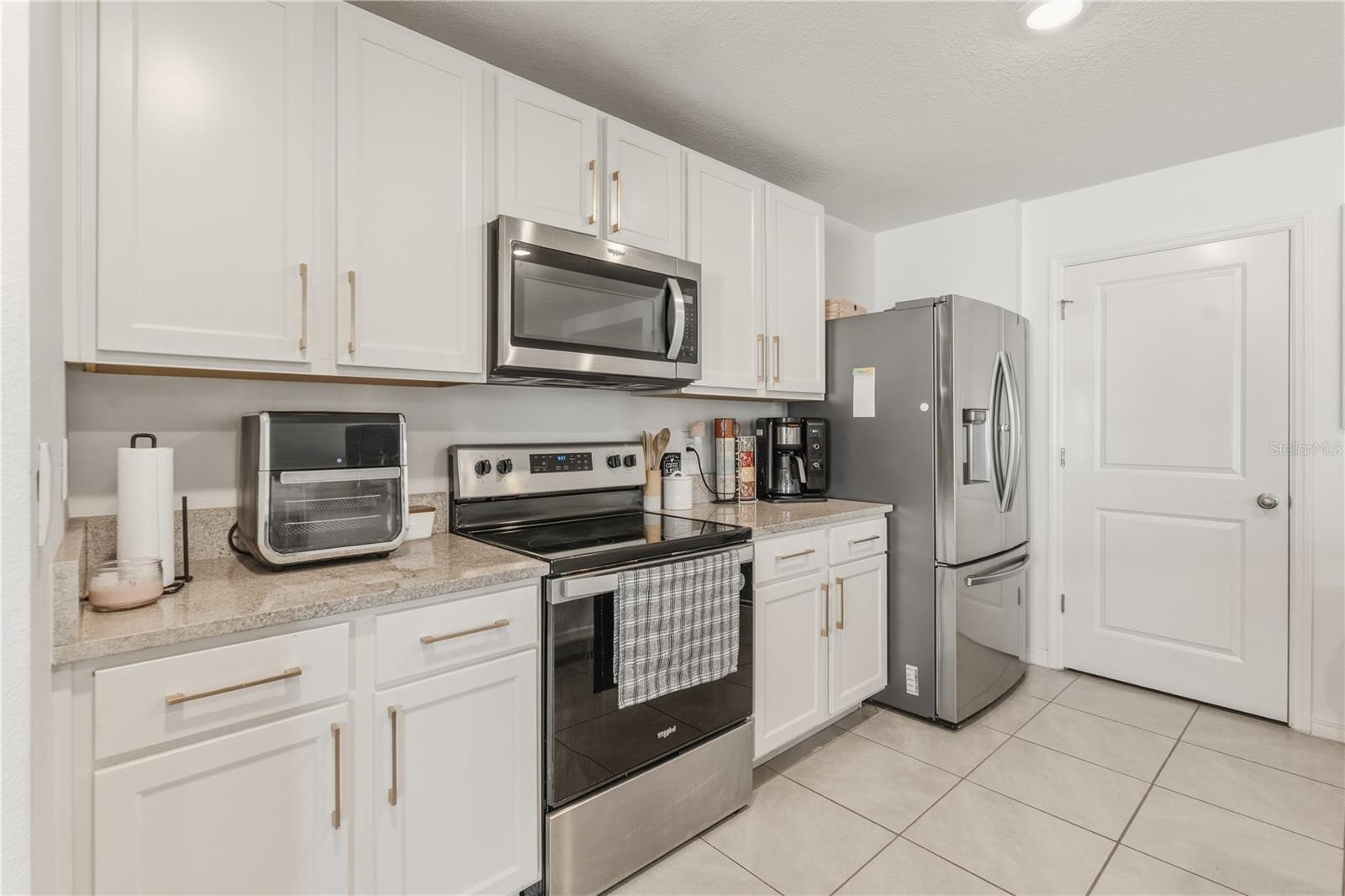 AVALON WOODS PH 1A PB 37 PG 70 - Residential