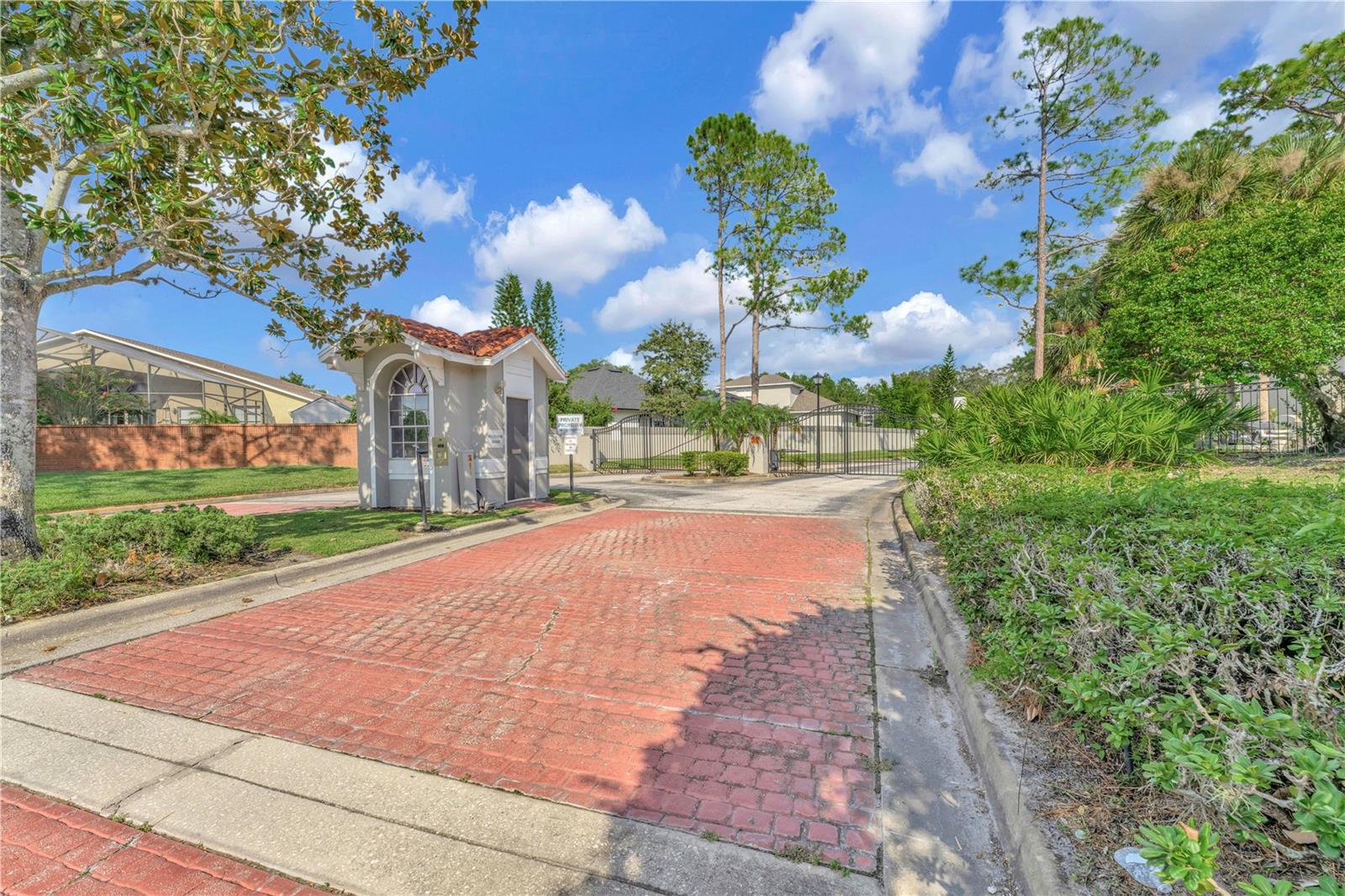 HUNTERS CHASE CONDO PH 1 - Residential