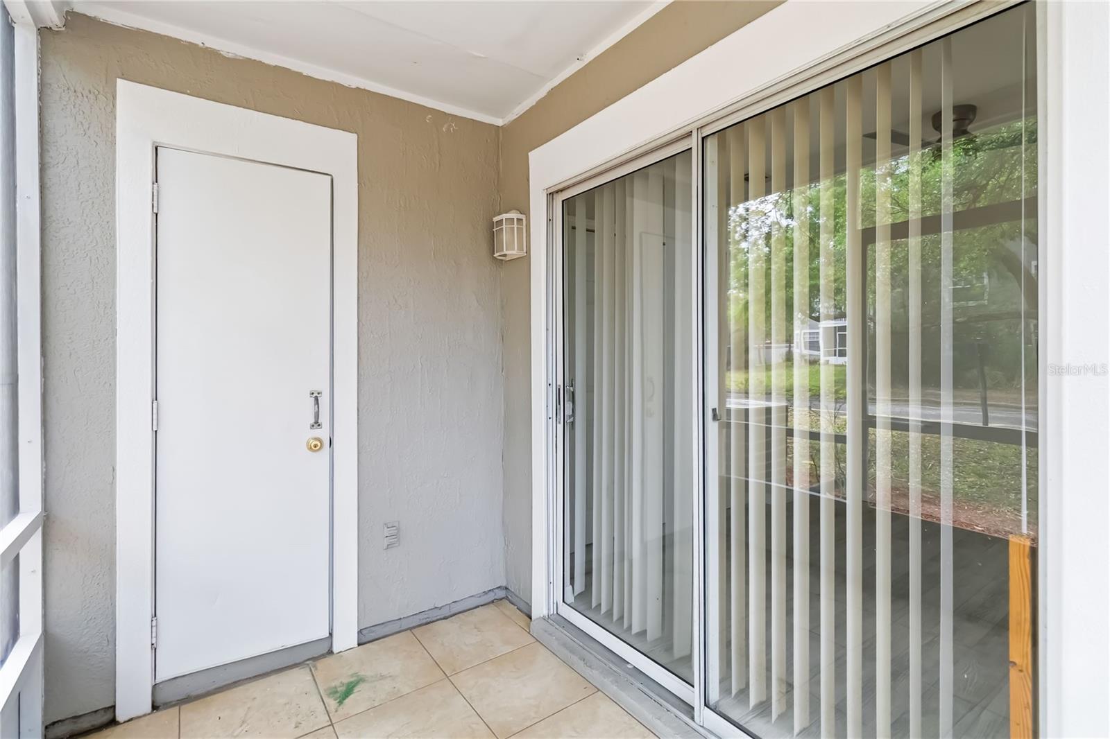 HUNTERS CHASE CONDO PH 1 - Residential