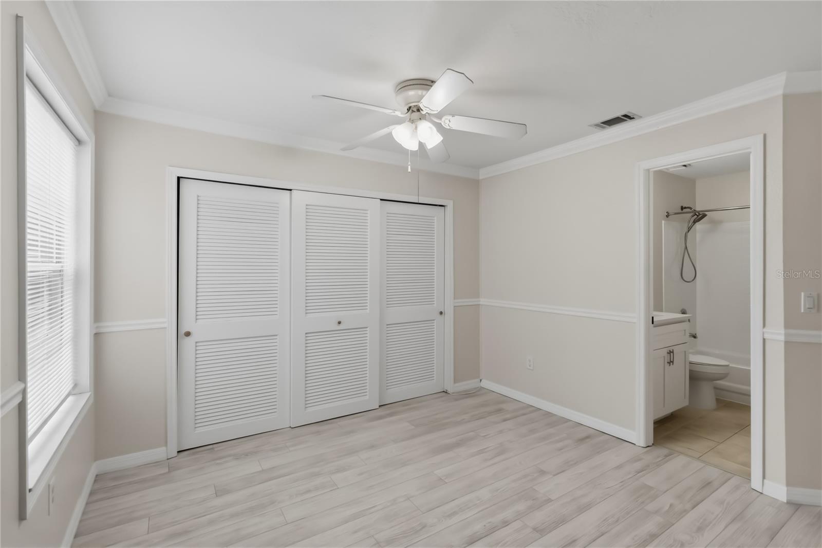 HUNTERS CHASE CONDO PH 1 - Residential