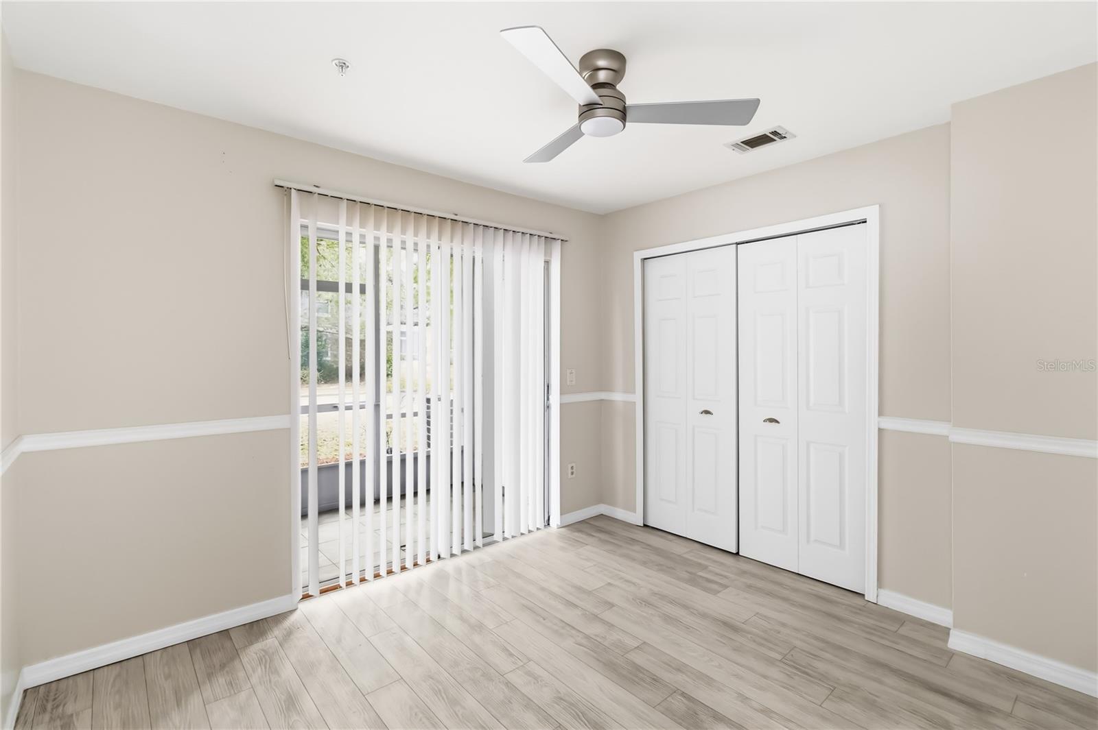 HUNTERS CHASE CONDO PH 1 - Residential