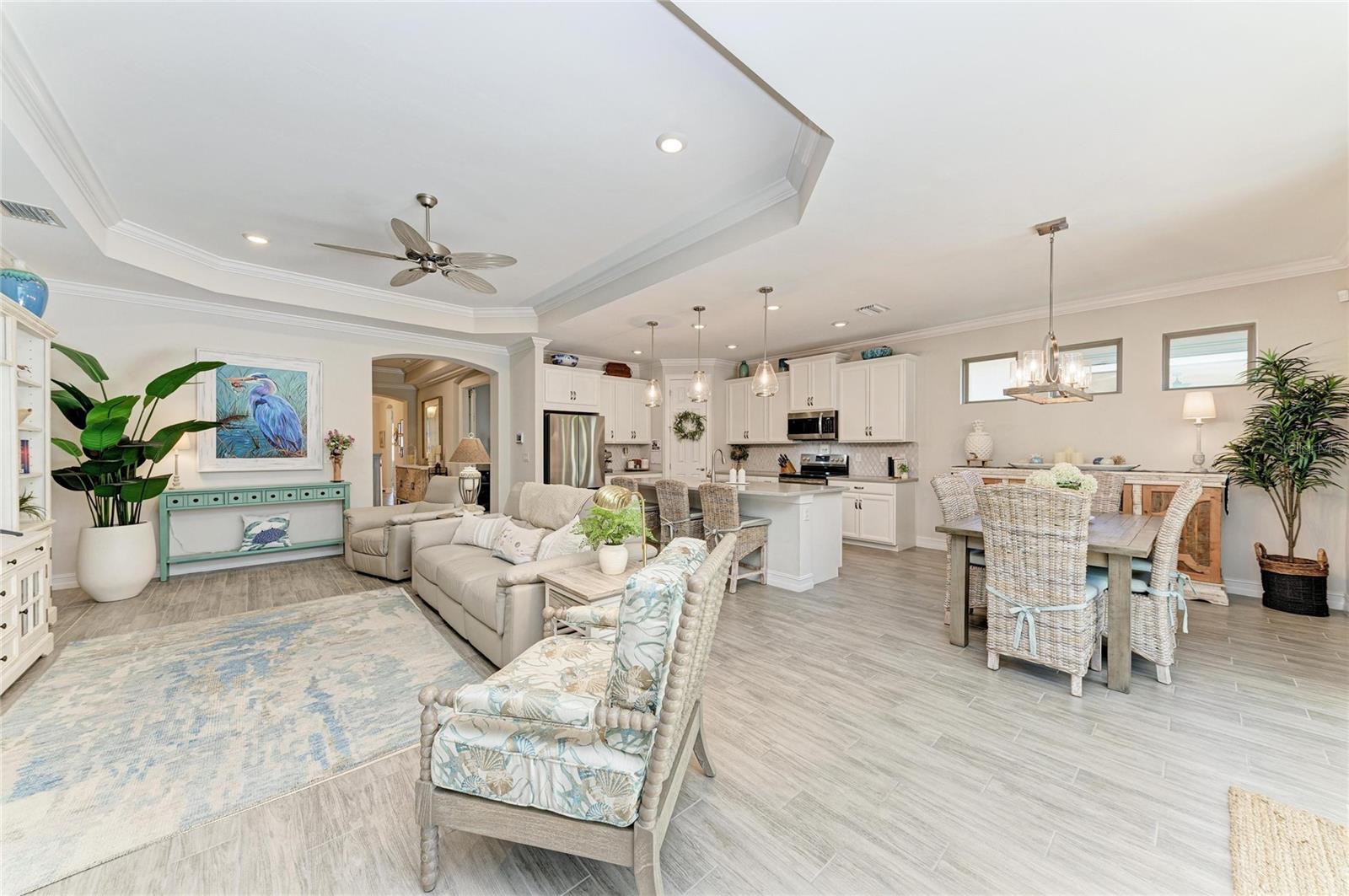 TOSCANA ISLES - Residential