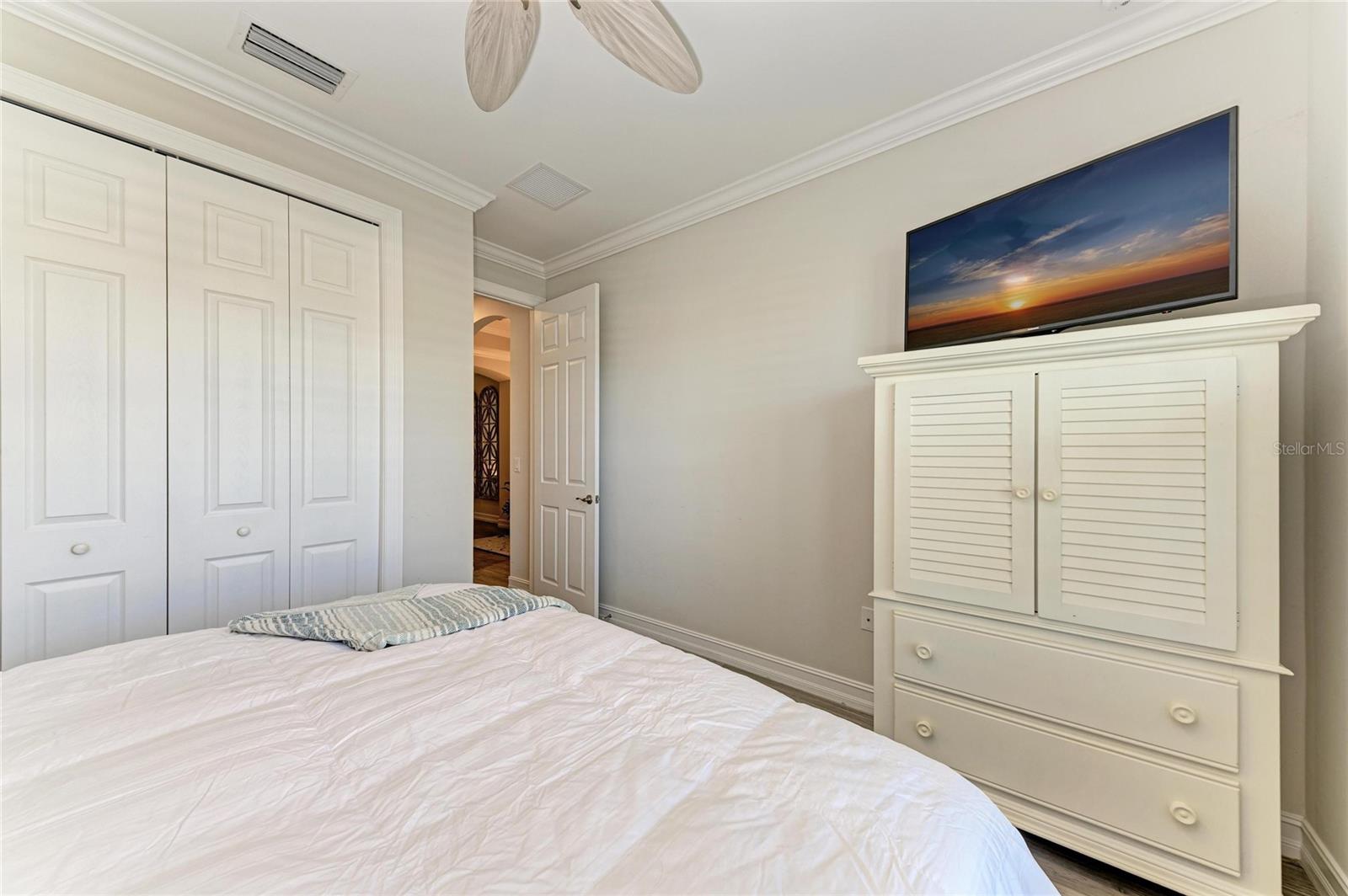 TOSCANA ISLES - Residential