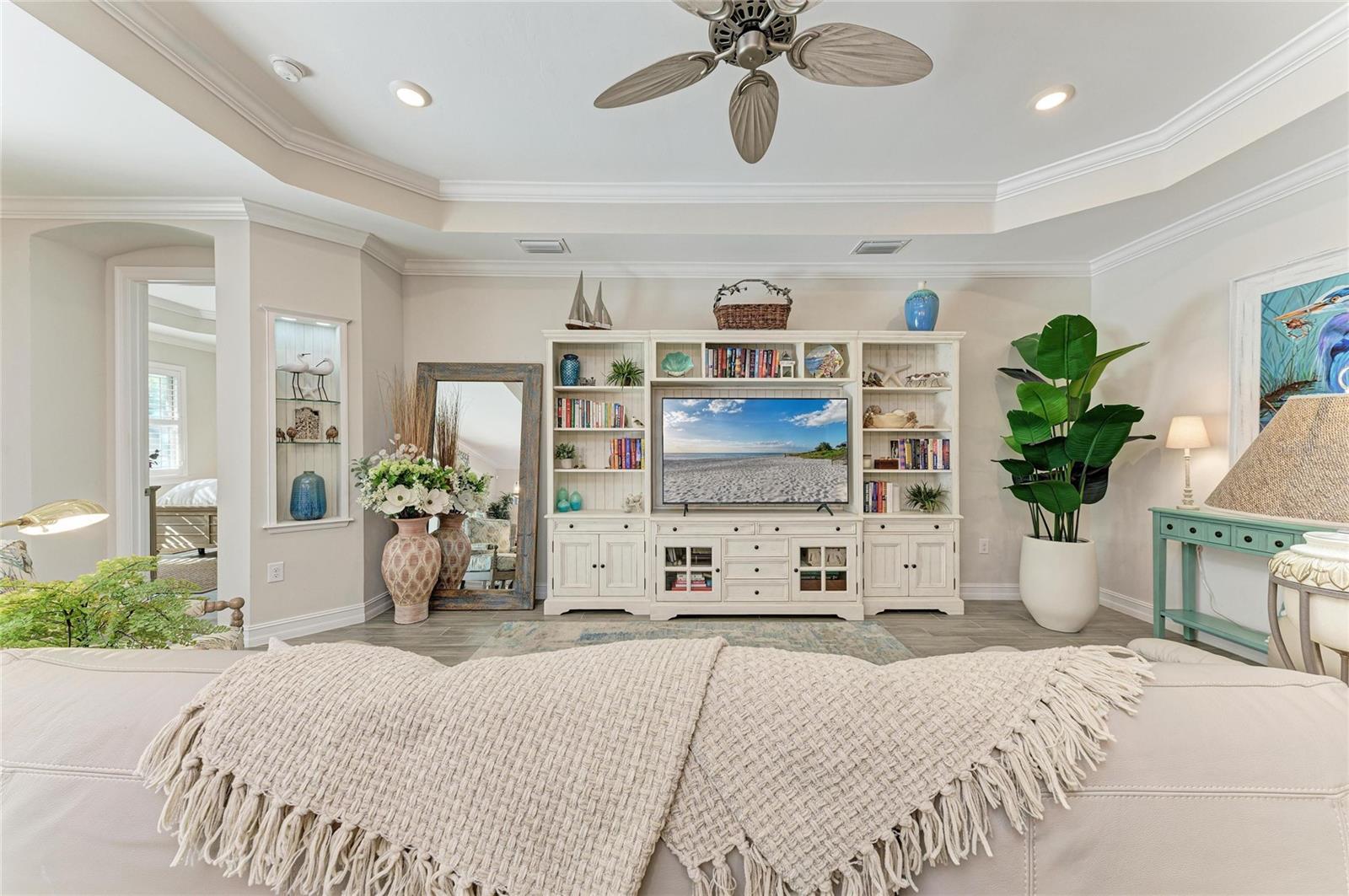 TOSCANA ISLES - Residential