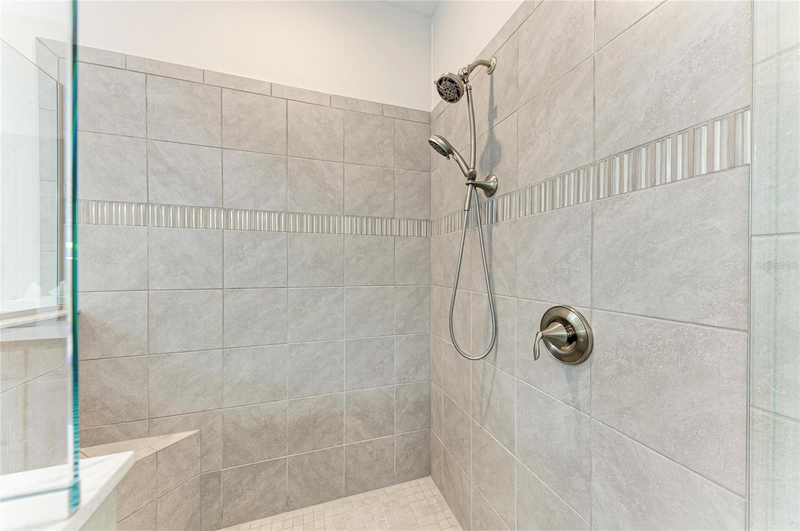 TOSCANA ISLES - Residential