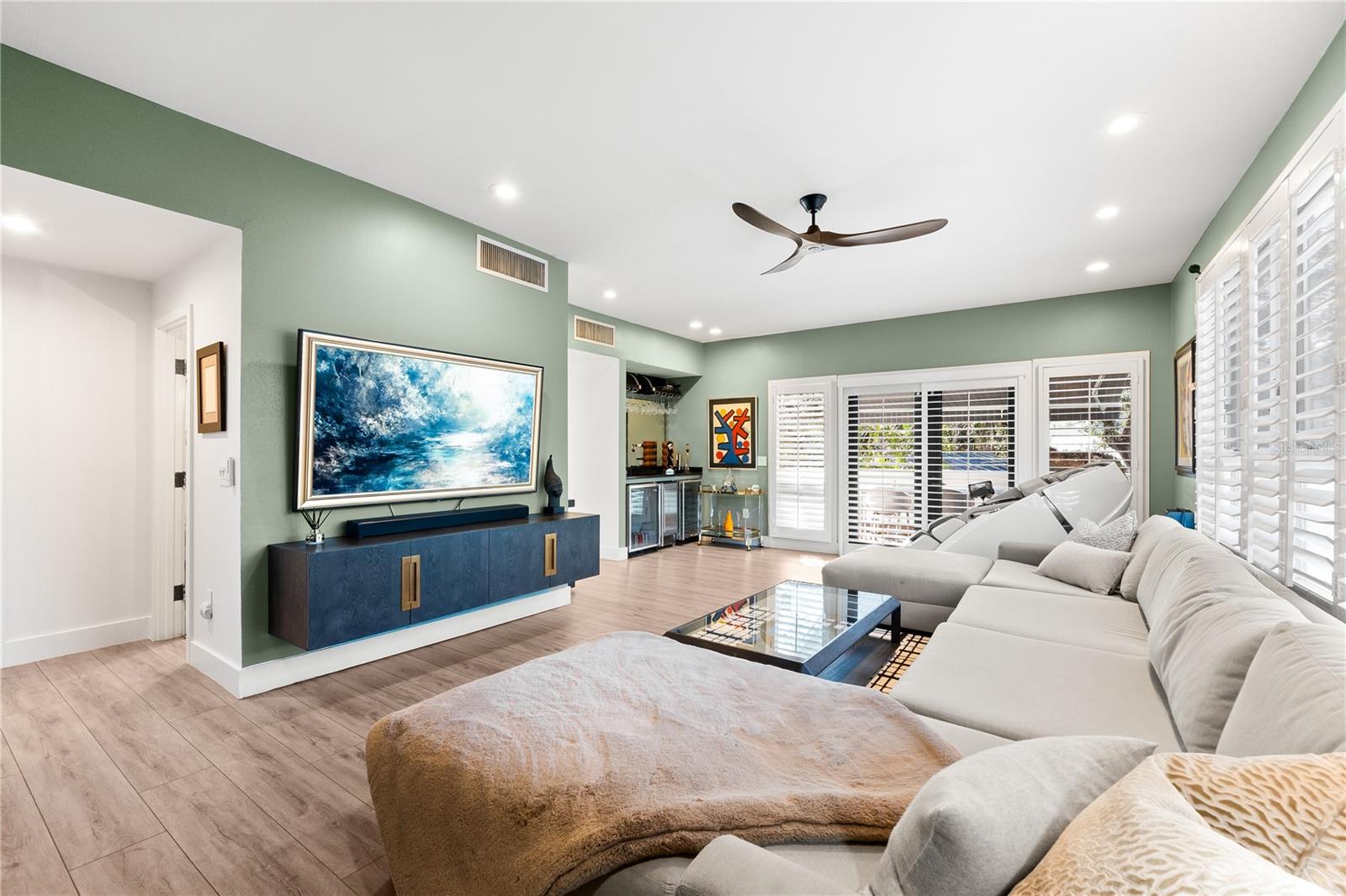 SIESTA COVE SUB - Residential