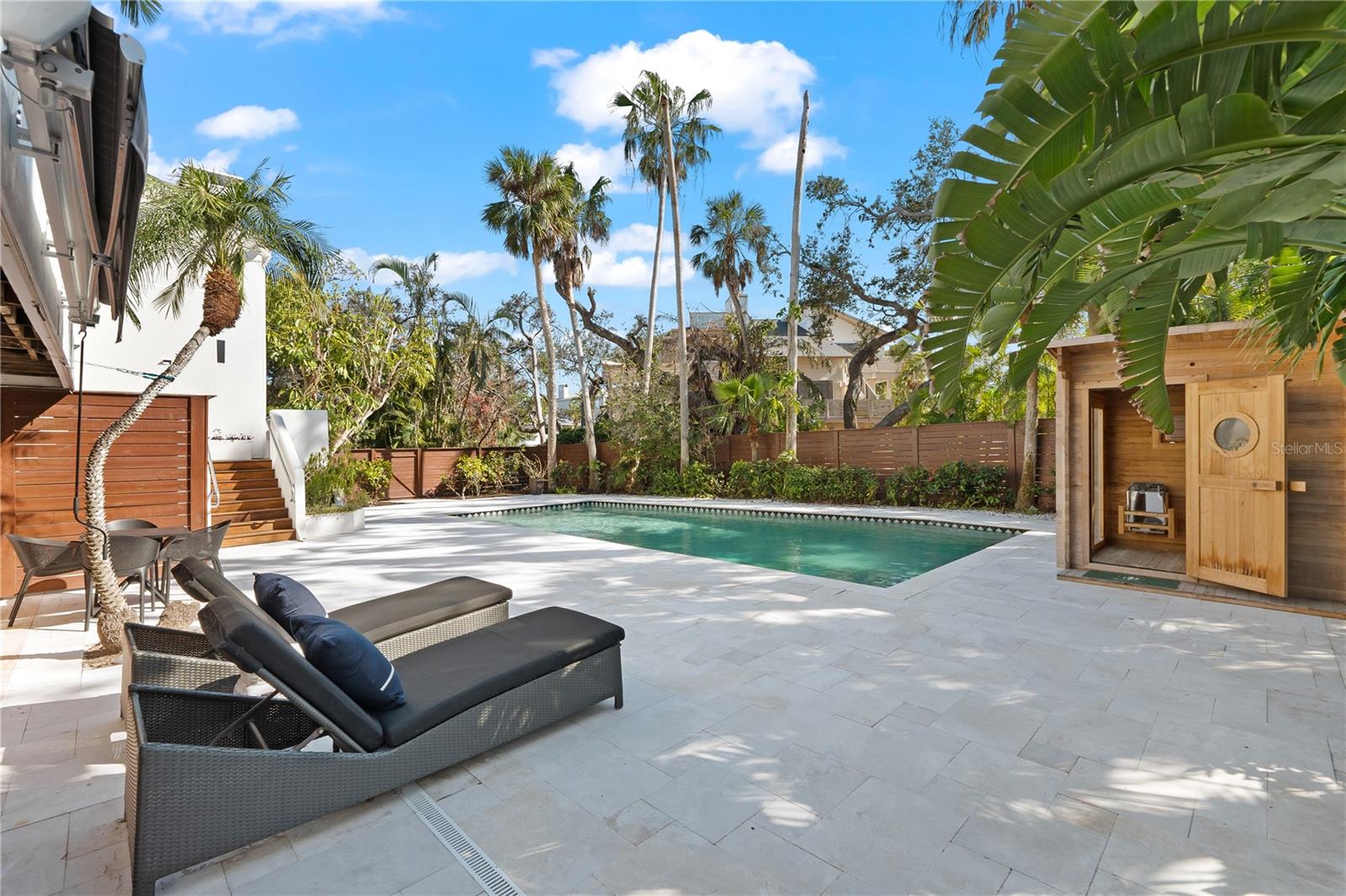 SIESTA COVE SUB - Residential