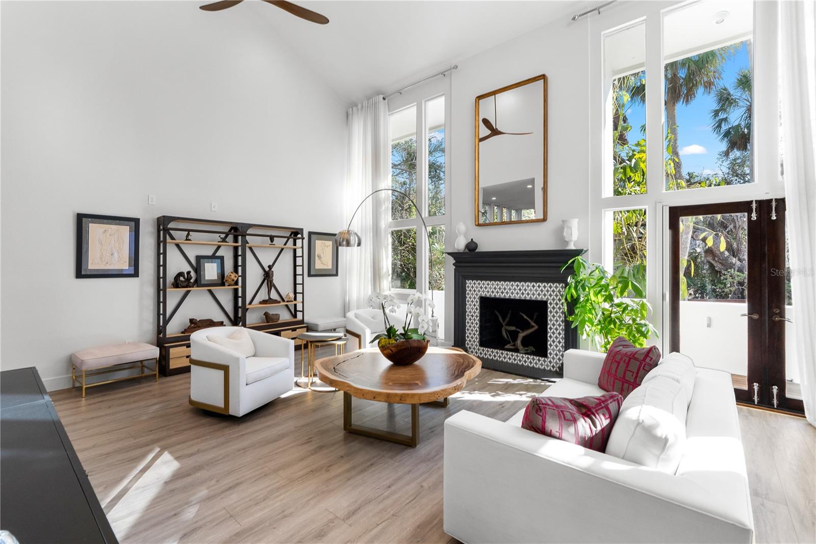 SIESTA COVE SUB - Residential