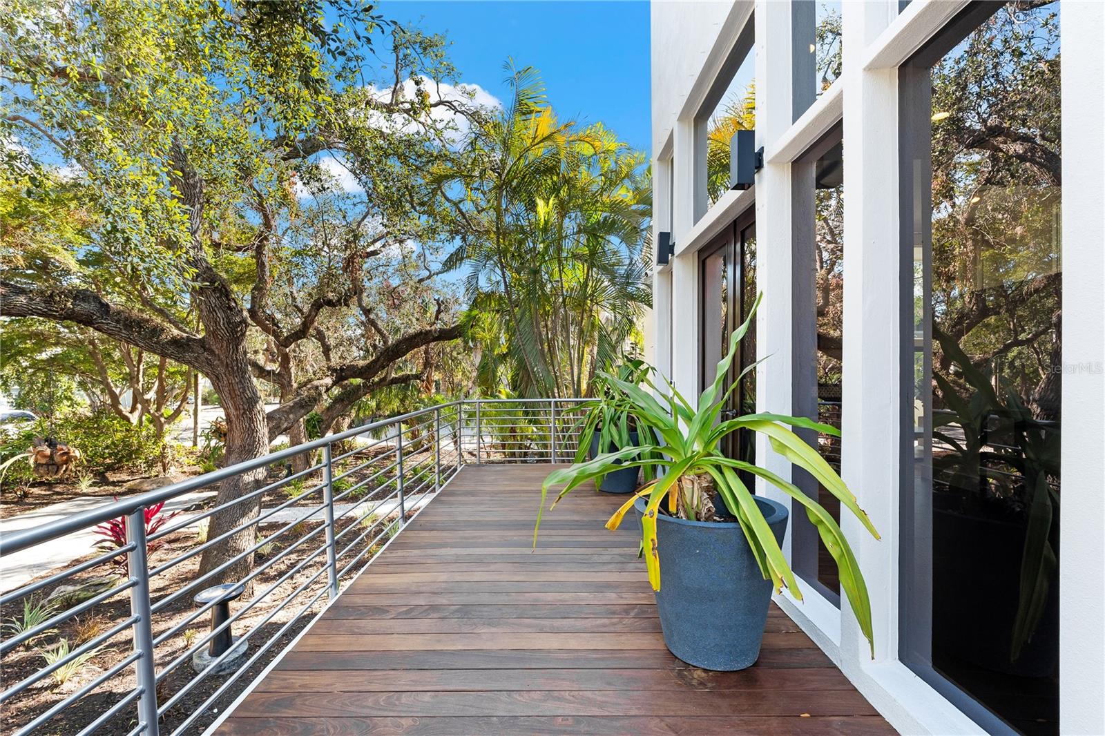 SIESTA COVE SUB - Residential