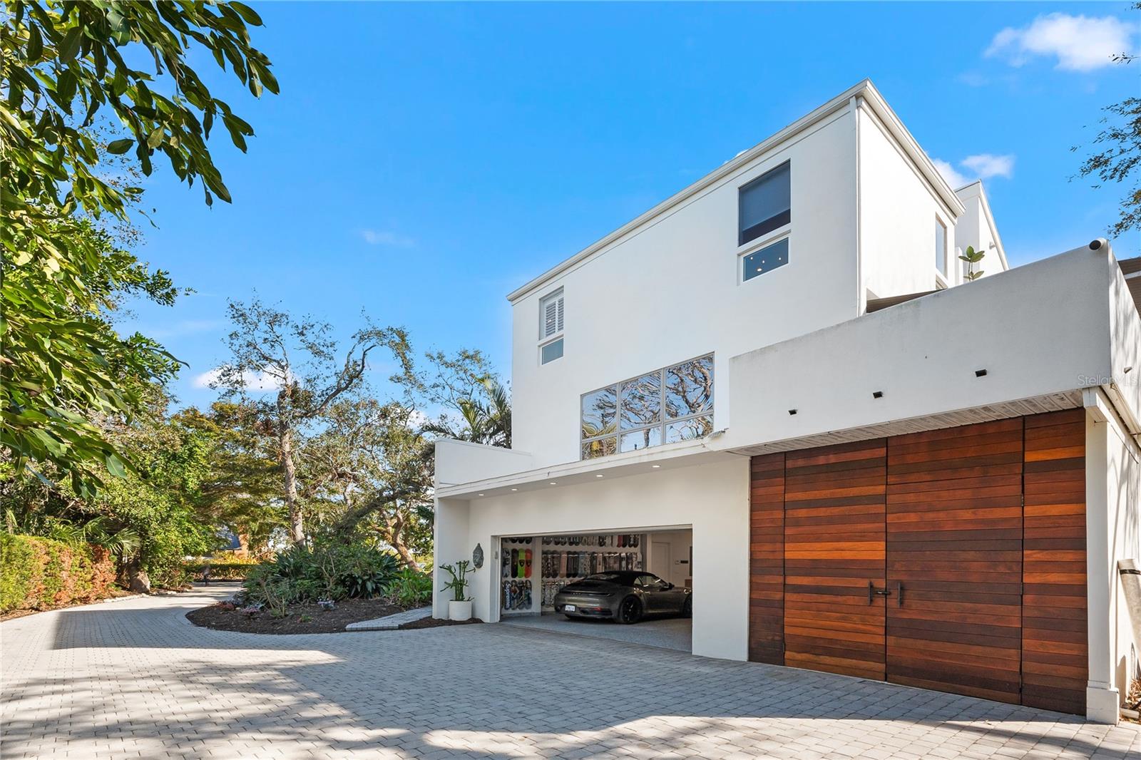 SIESTA COVE SUB - Residential