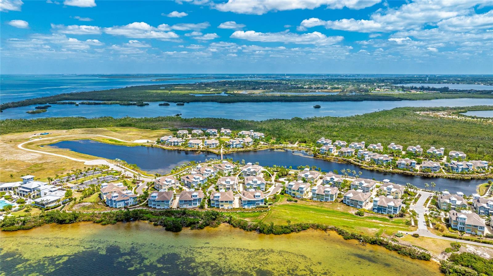 EDGEWATER WALK II ON HARBOUR IS 2,4,8-11 - Residential