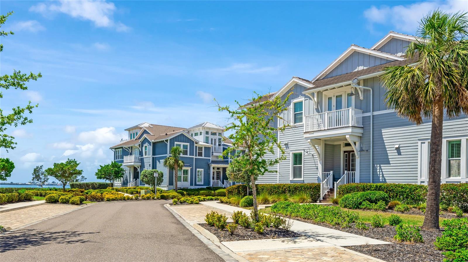 EDGEWATER WALK II ON HARBOUR IS 2,4,8-11 - Residential