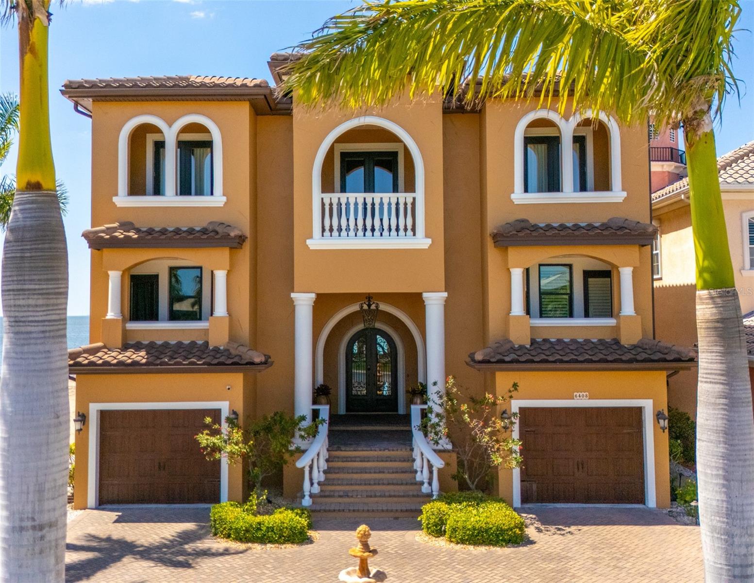 BAY VISTA - Residential