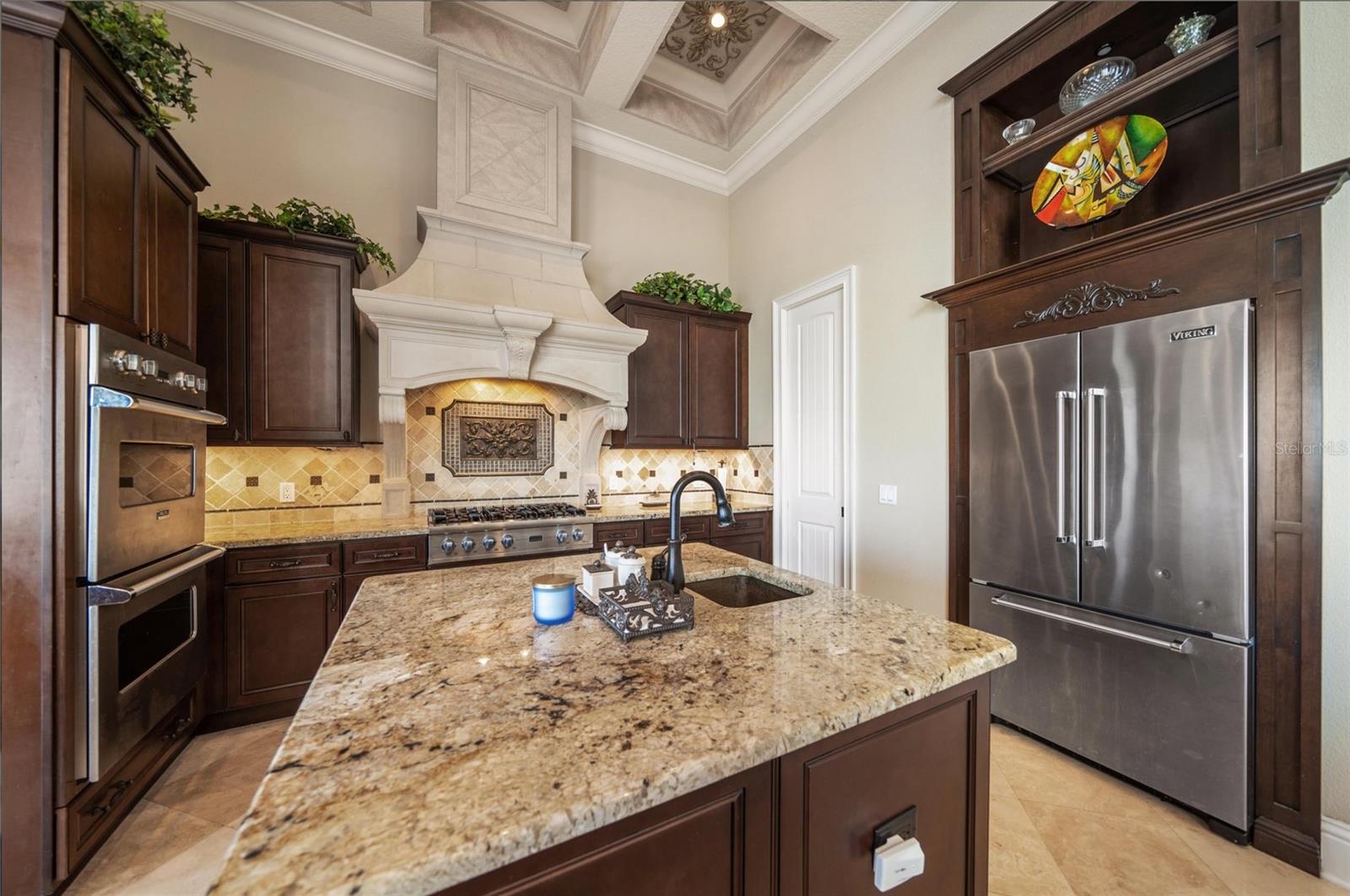 BAY VISTA - Residential