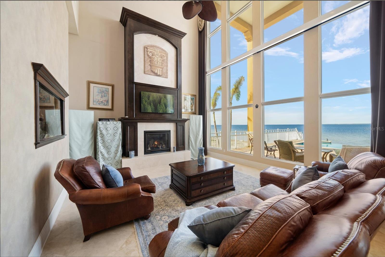 BAY VISTA - Residential