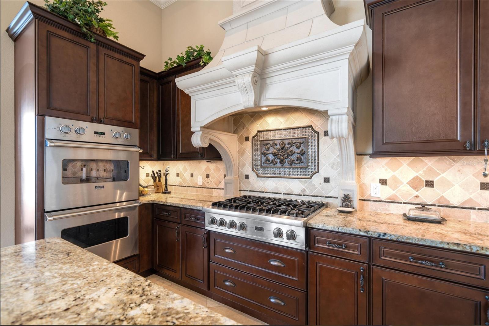 BAY VISTA - Residential