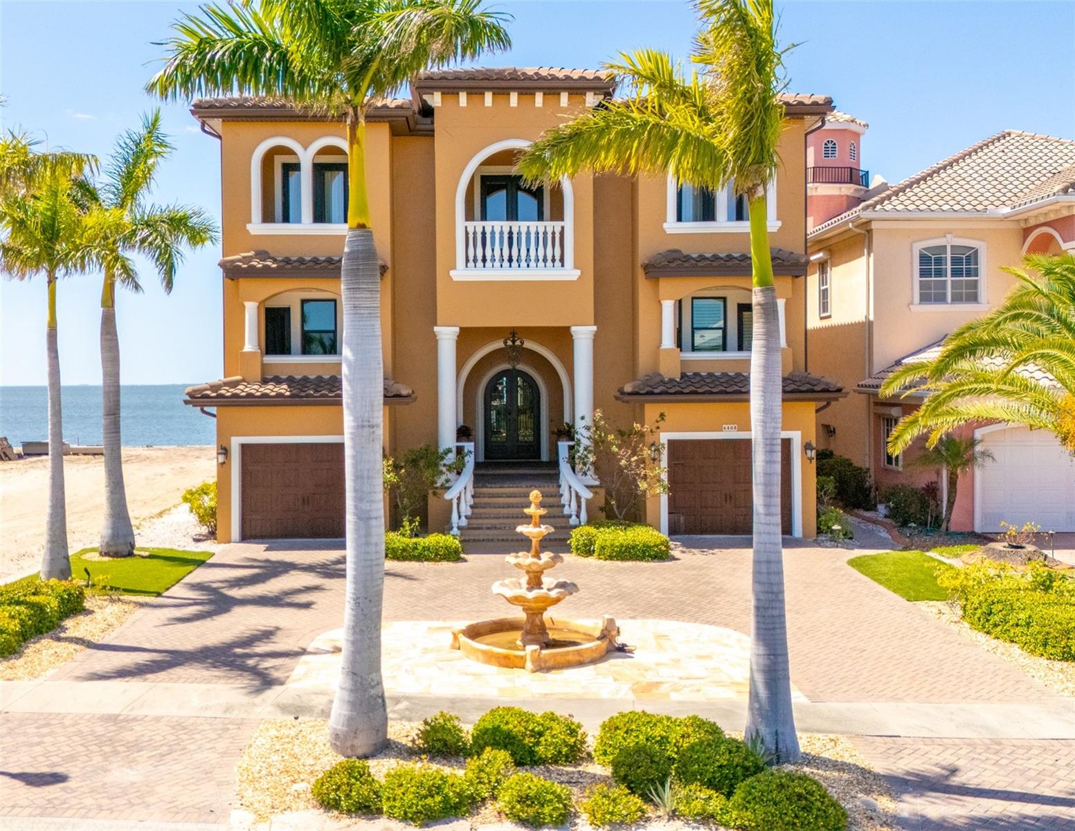 BAY VISTA - Residential