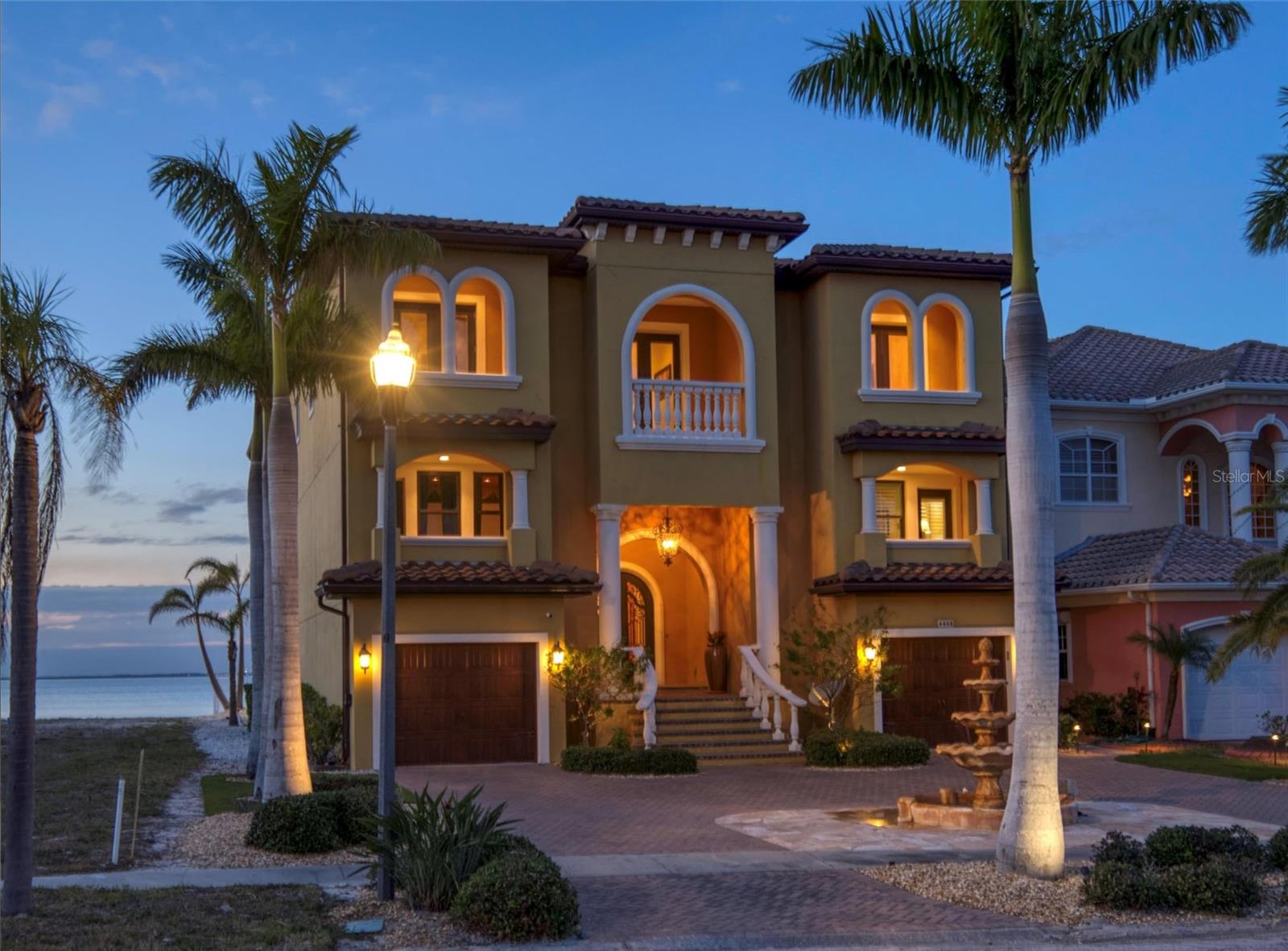 BAY VISTA - Residential