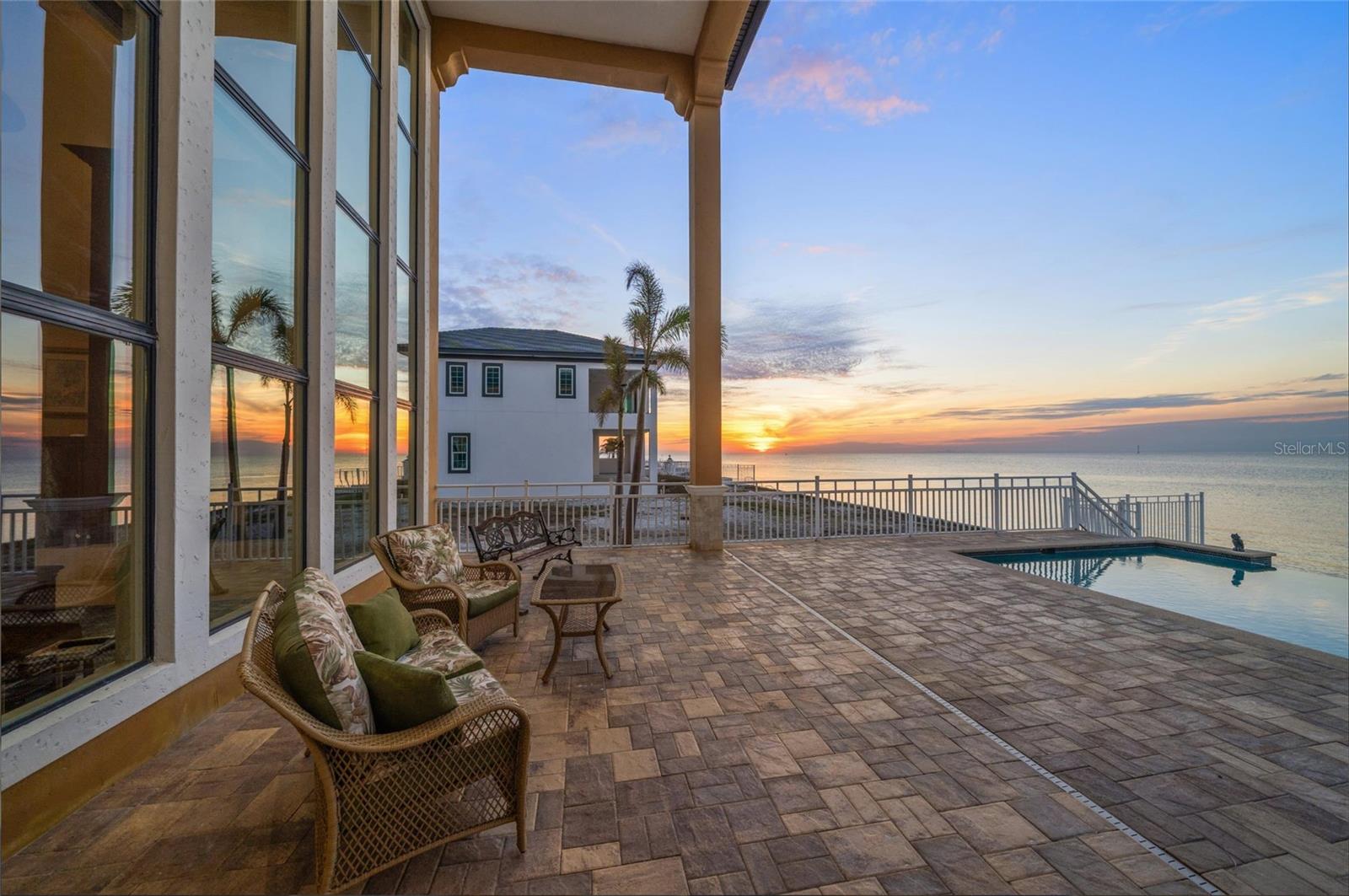 BAY VISTA - Residential