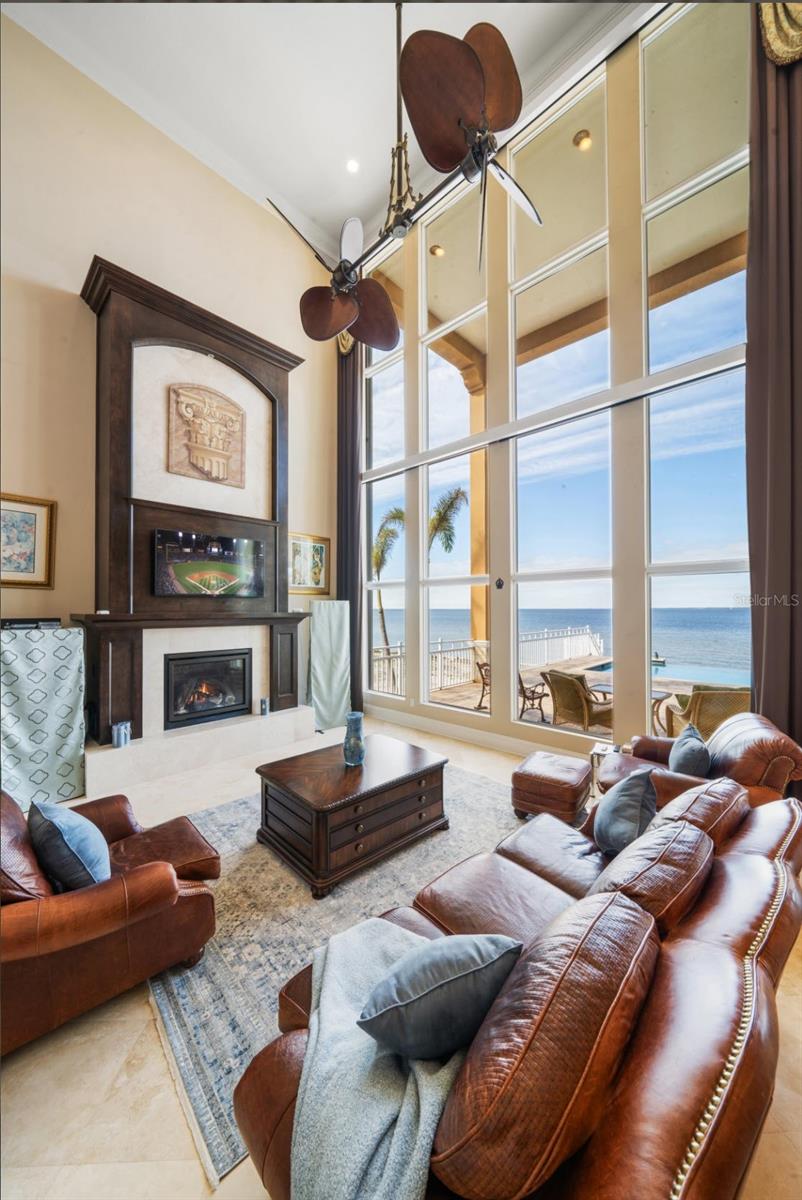 BAY VISTA - Residential