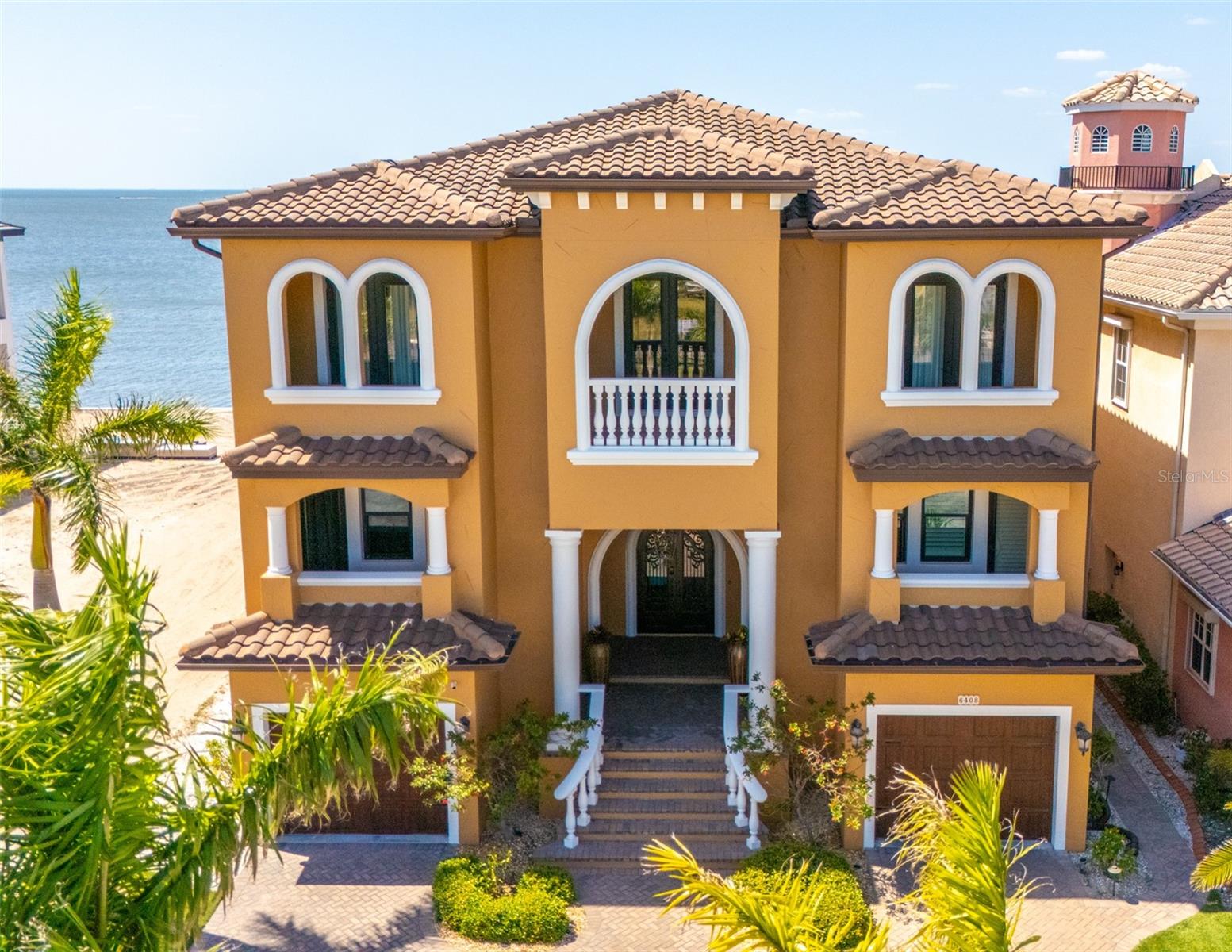 BAY VISTA - Residential