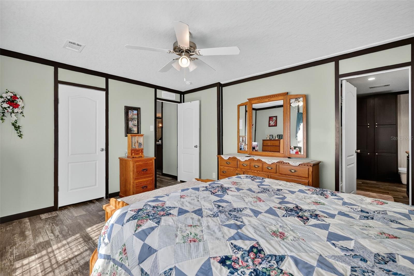 BREEZEWOOD ESTATE - Residential