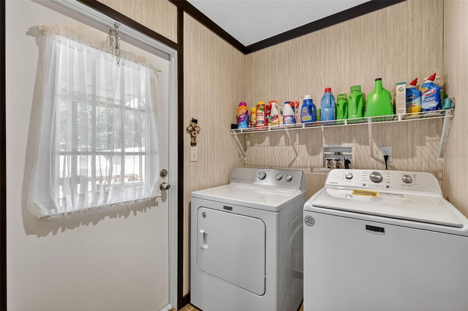 BREEZEWOOD ESTATE - Residential