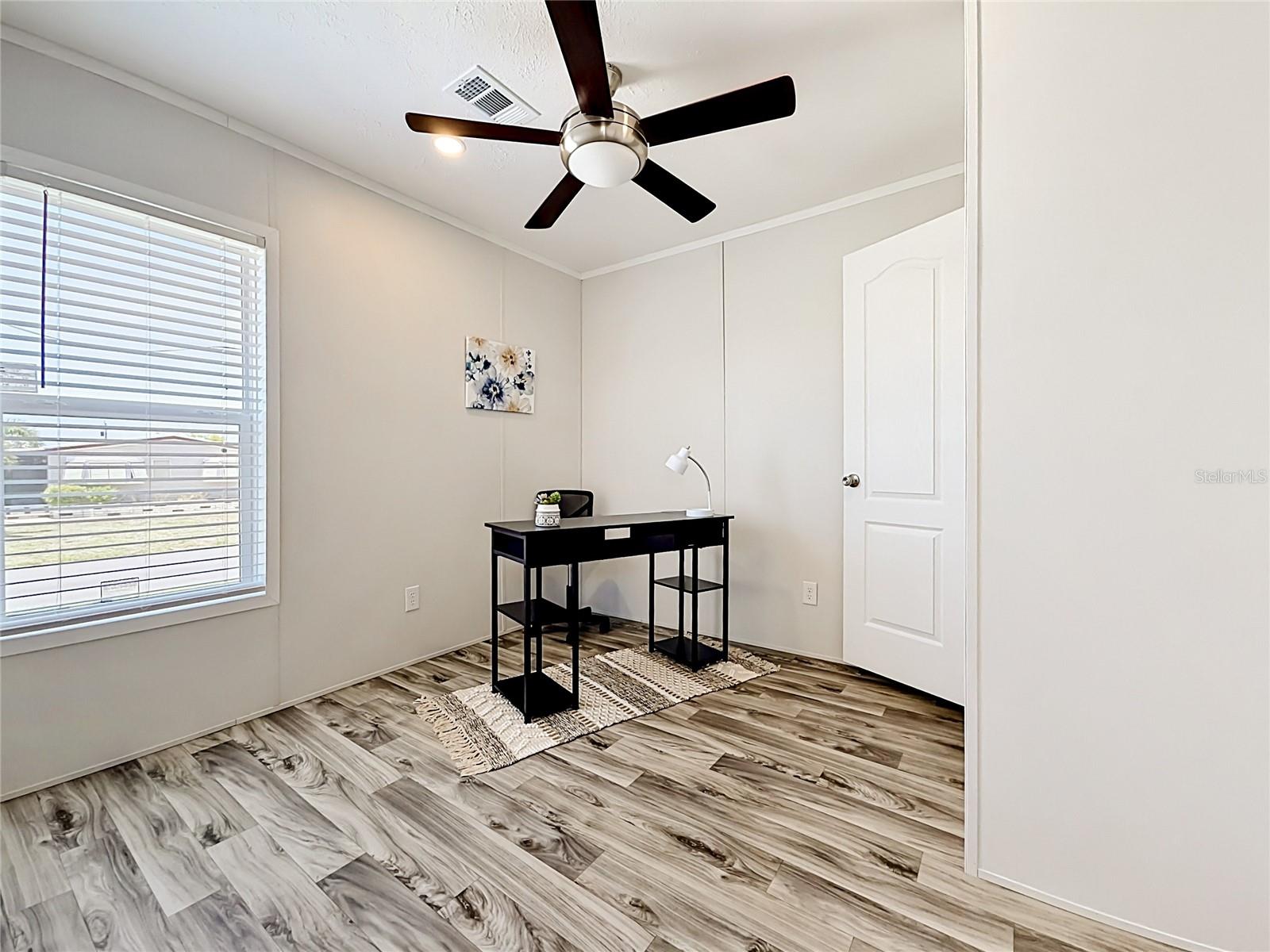 HOLIDAY MOB ESTATES 2ND ADD - Residential