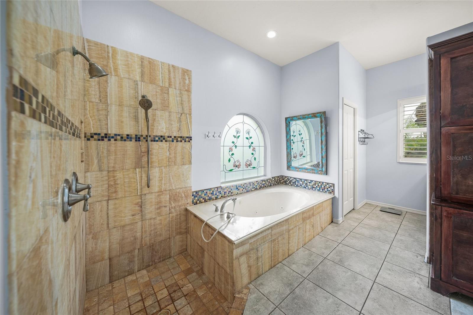 MISTY CREEK - Residential