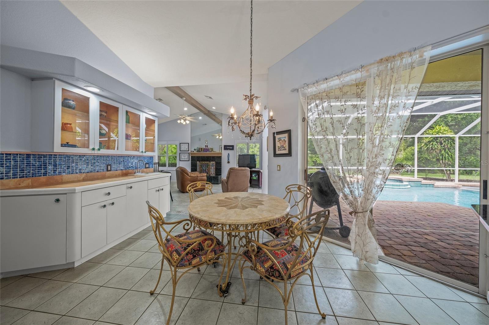 MISTY CREEK - Residential