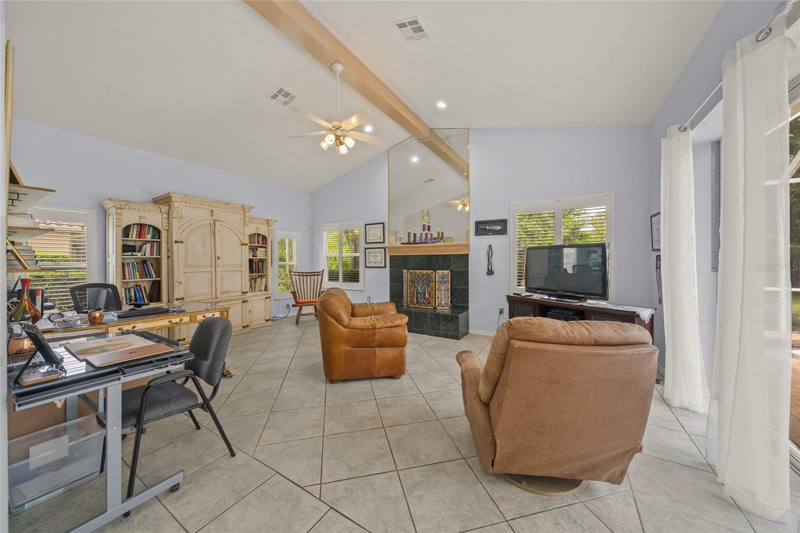 MISTY CREEK - Residential