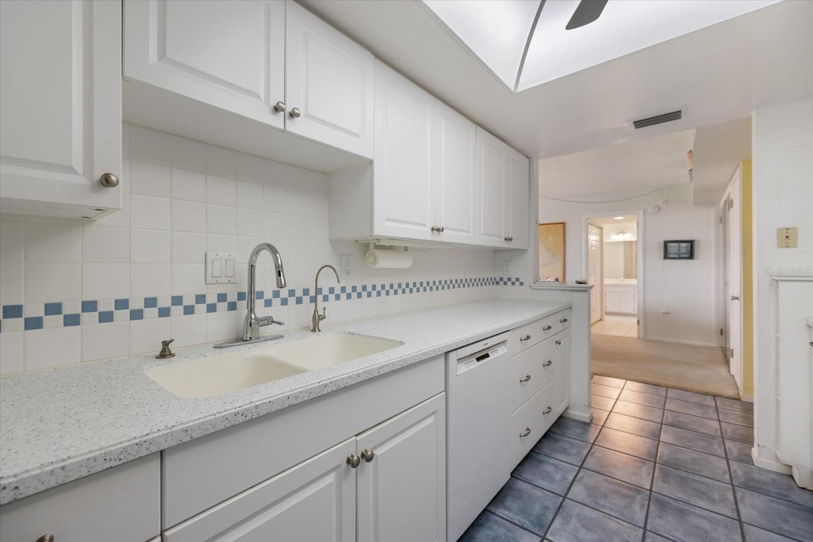 BIRD BAY VILLAGE / CARDINAL CONDO APTS - Residential