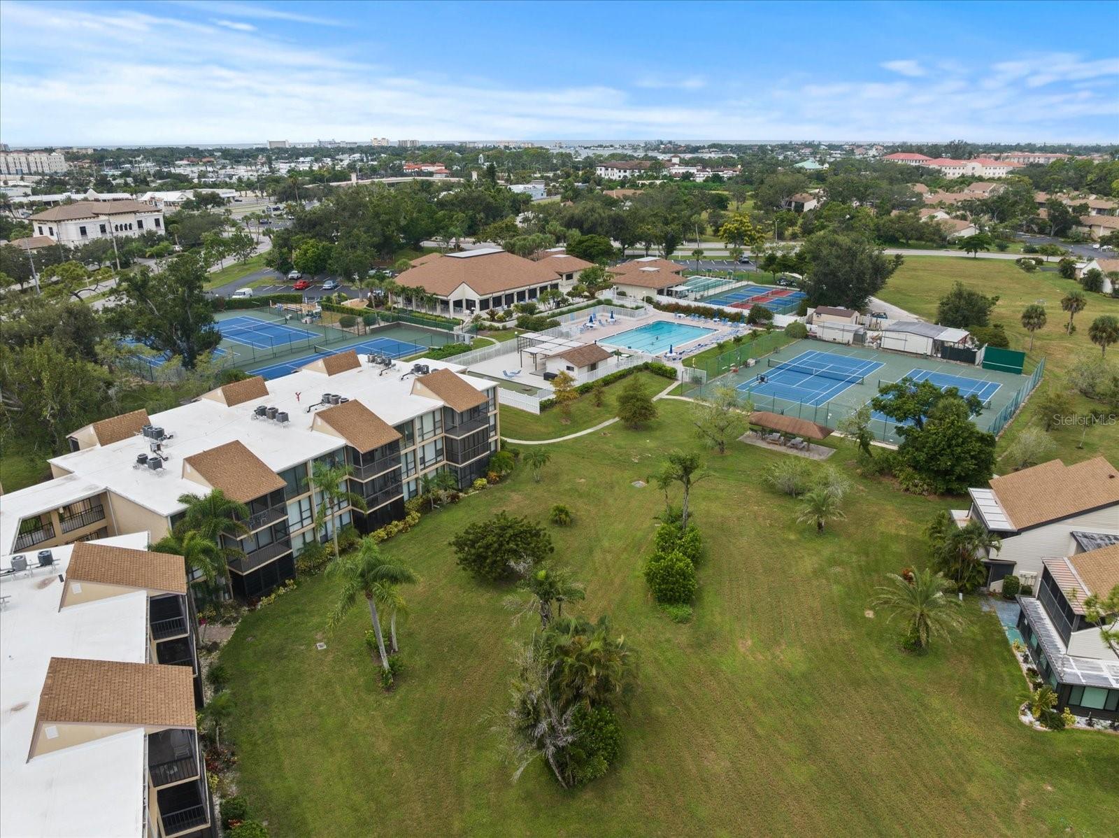 BIRD BAY VILLAGE / CARDINAL CONDO APTS - Residential