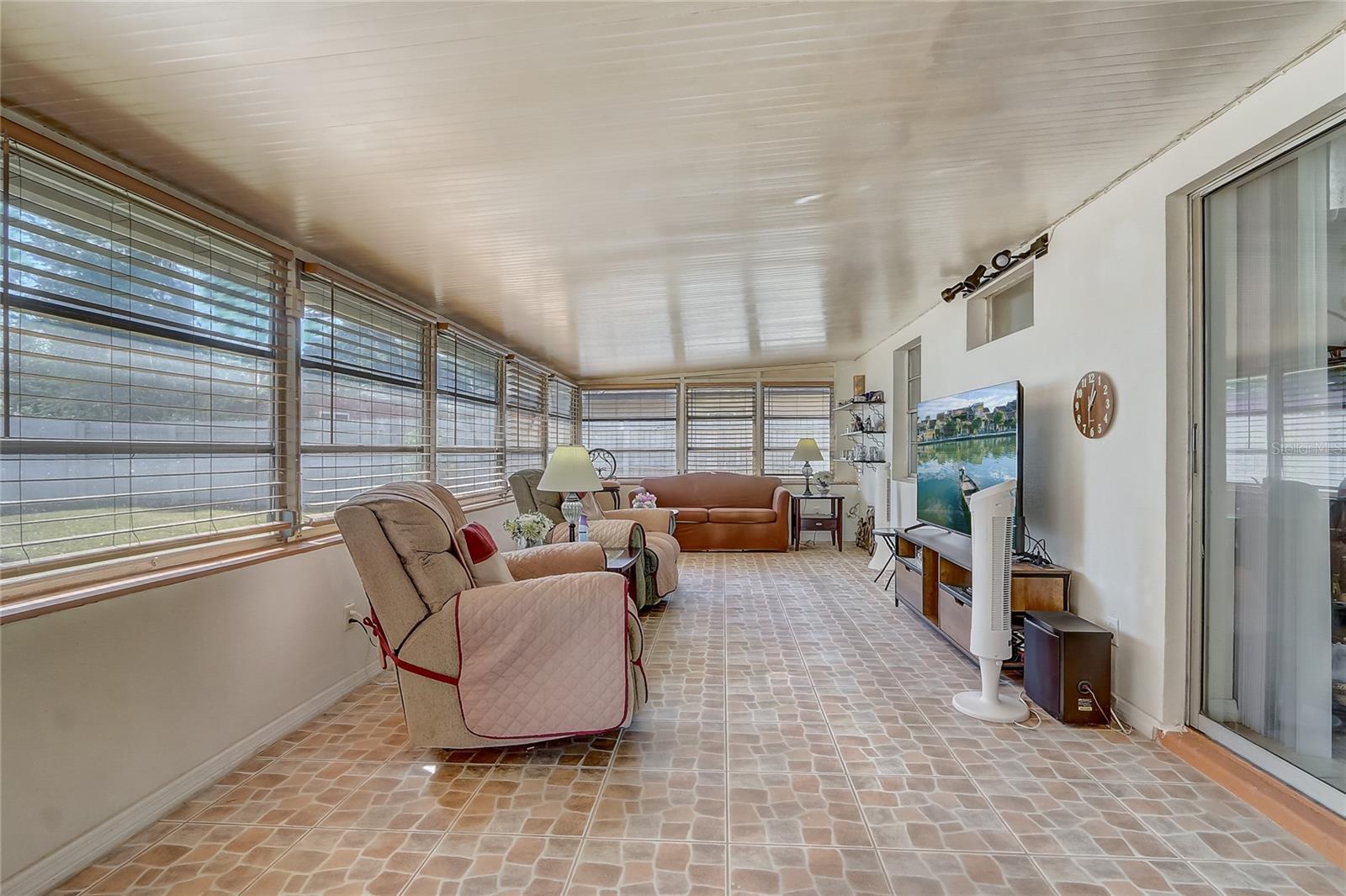 MEADOW WOODS VILLAGE 05 - Residential