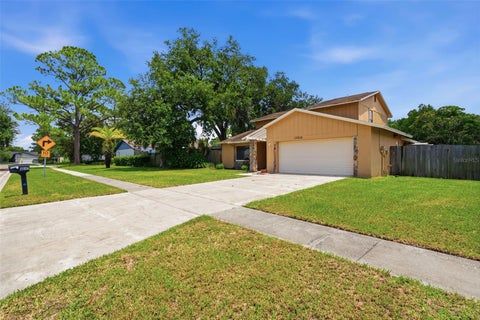 15806 Pennington Road, Tampa, FL 33624