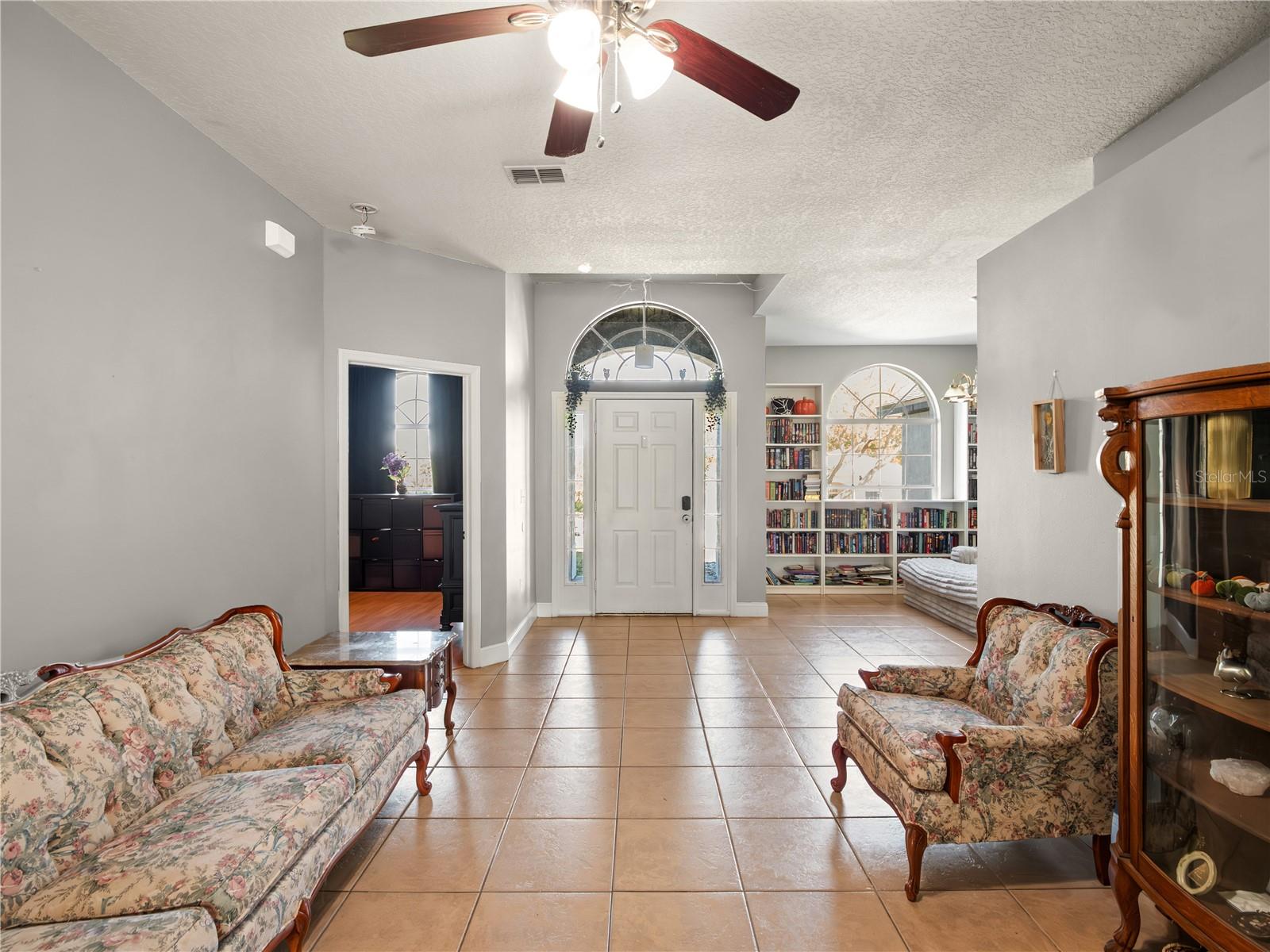 HIGH POINTE PH 01 - Residential