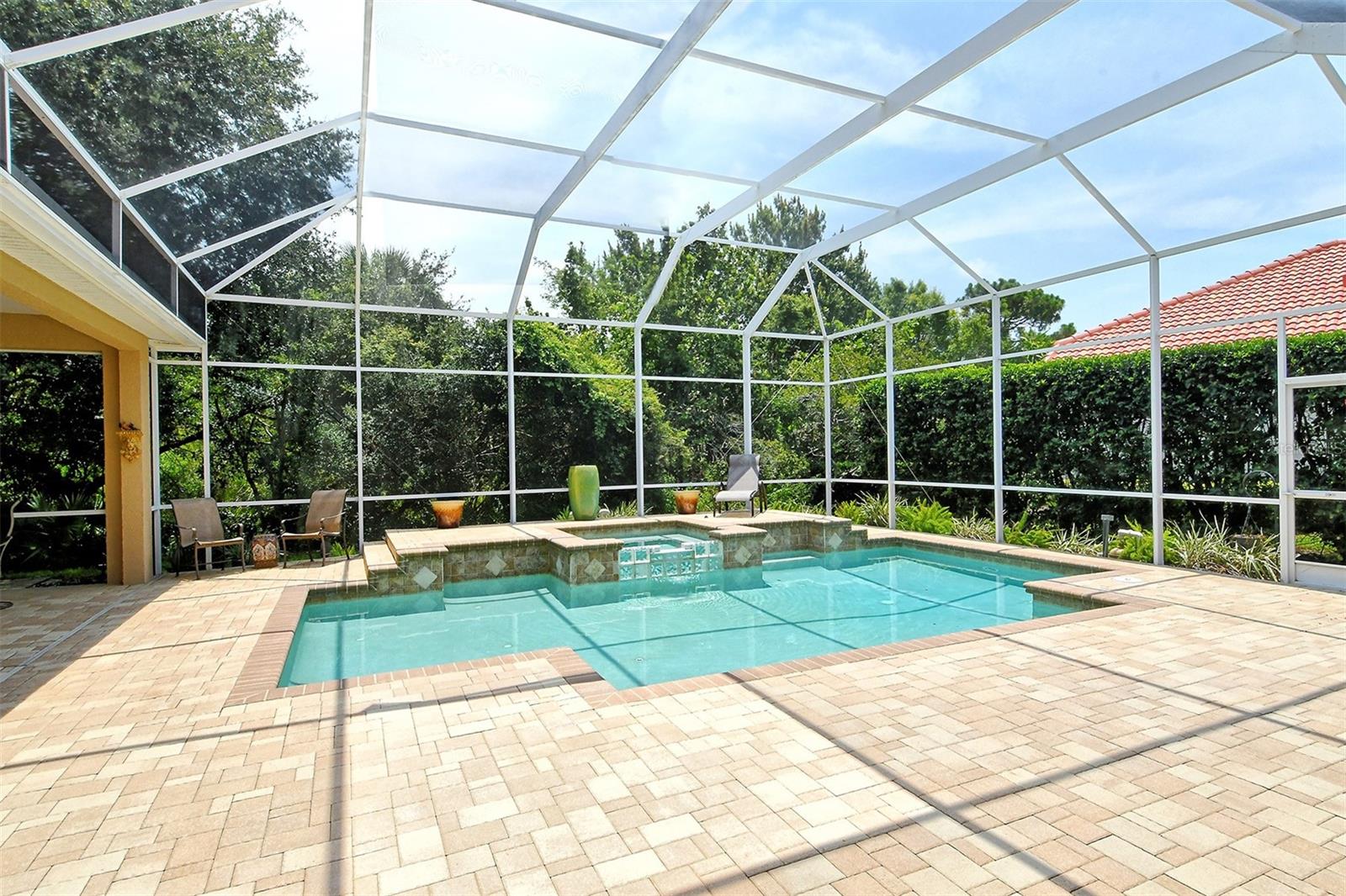 SILVER OAKS - Residential