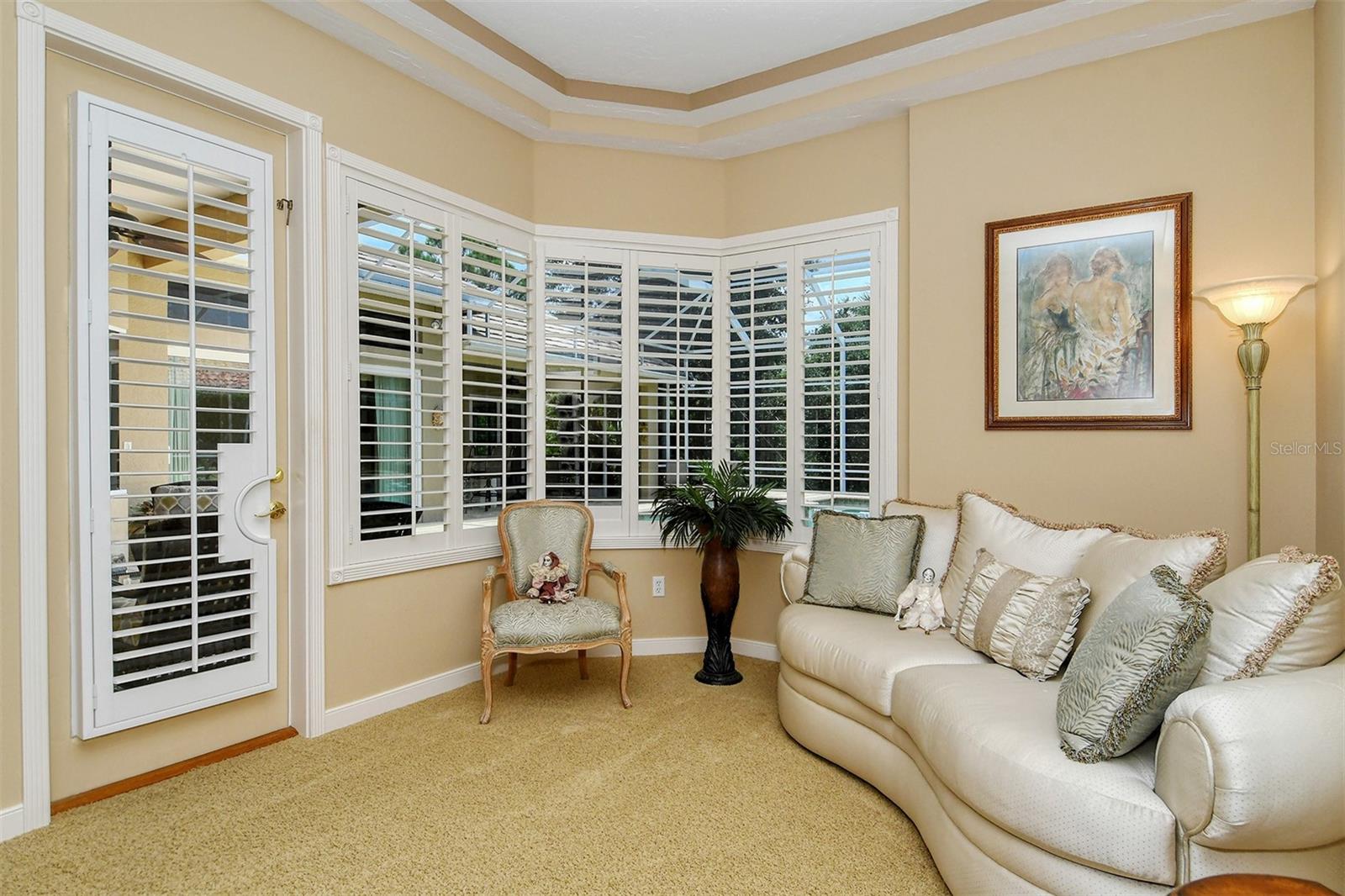 SILVER OAKS - Residential