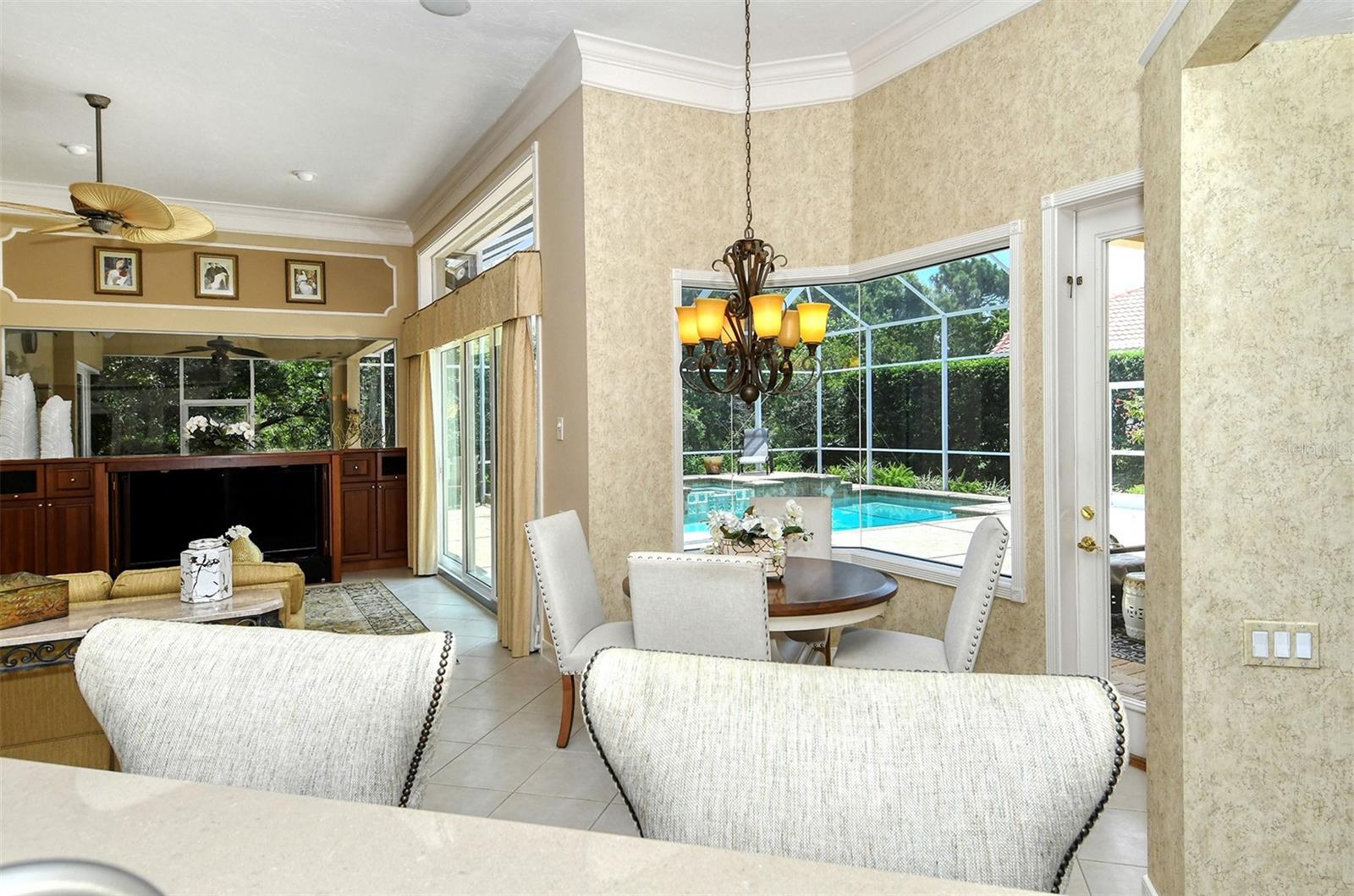 SILVER OAKS - Residential