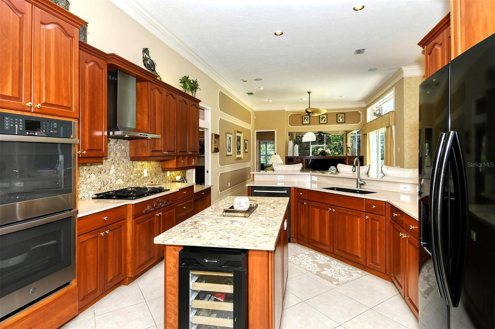 SILVER OAKS - Residential