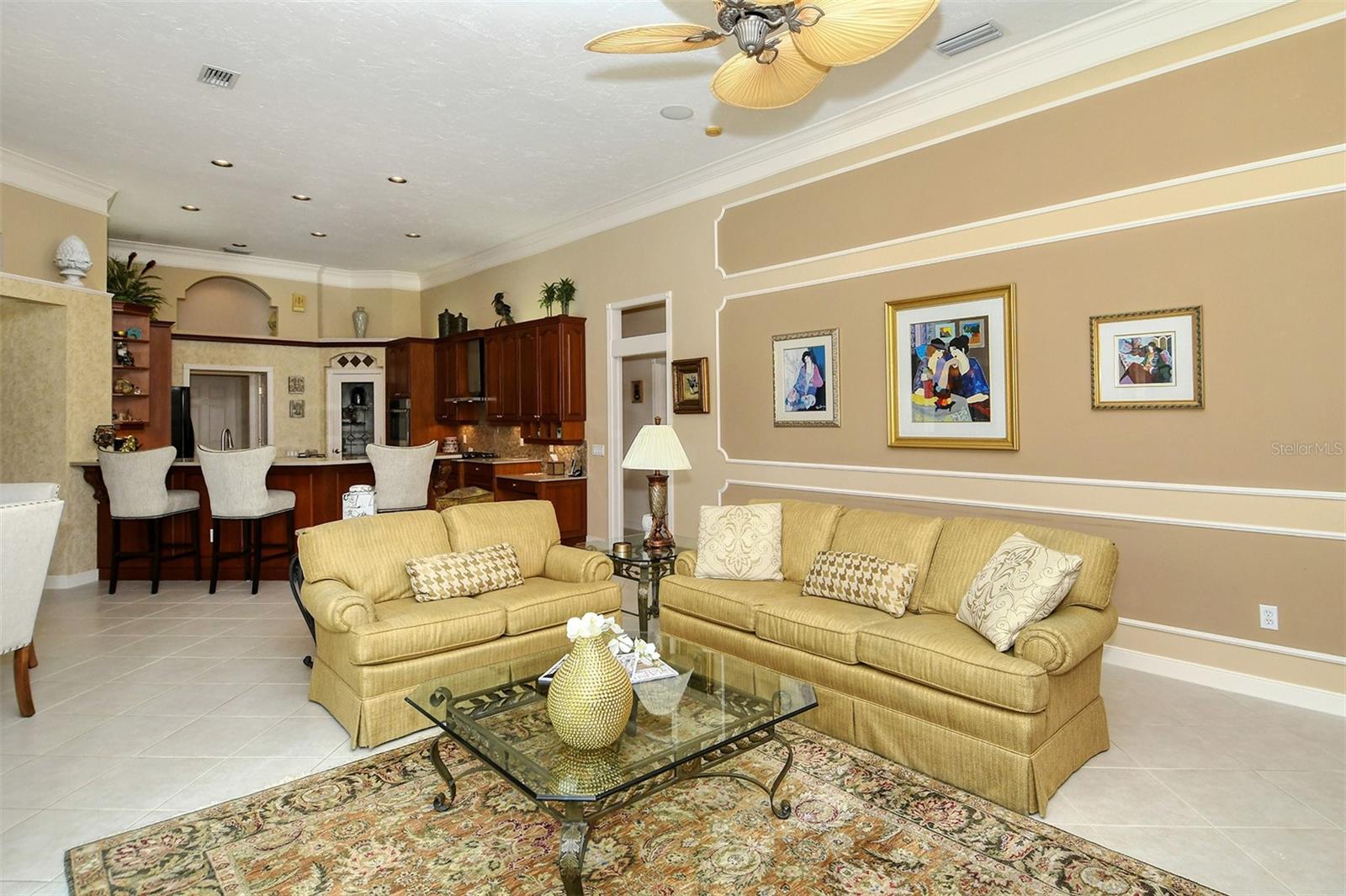 SILVER OAKS - Residential