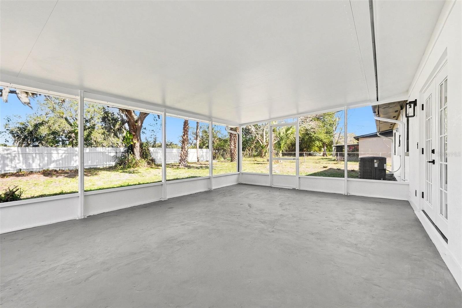 WESTWOOD VILLAS 6TH ADD - Residential