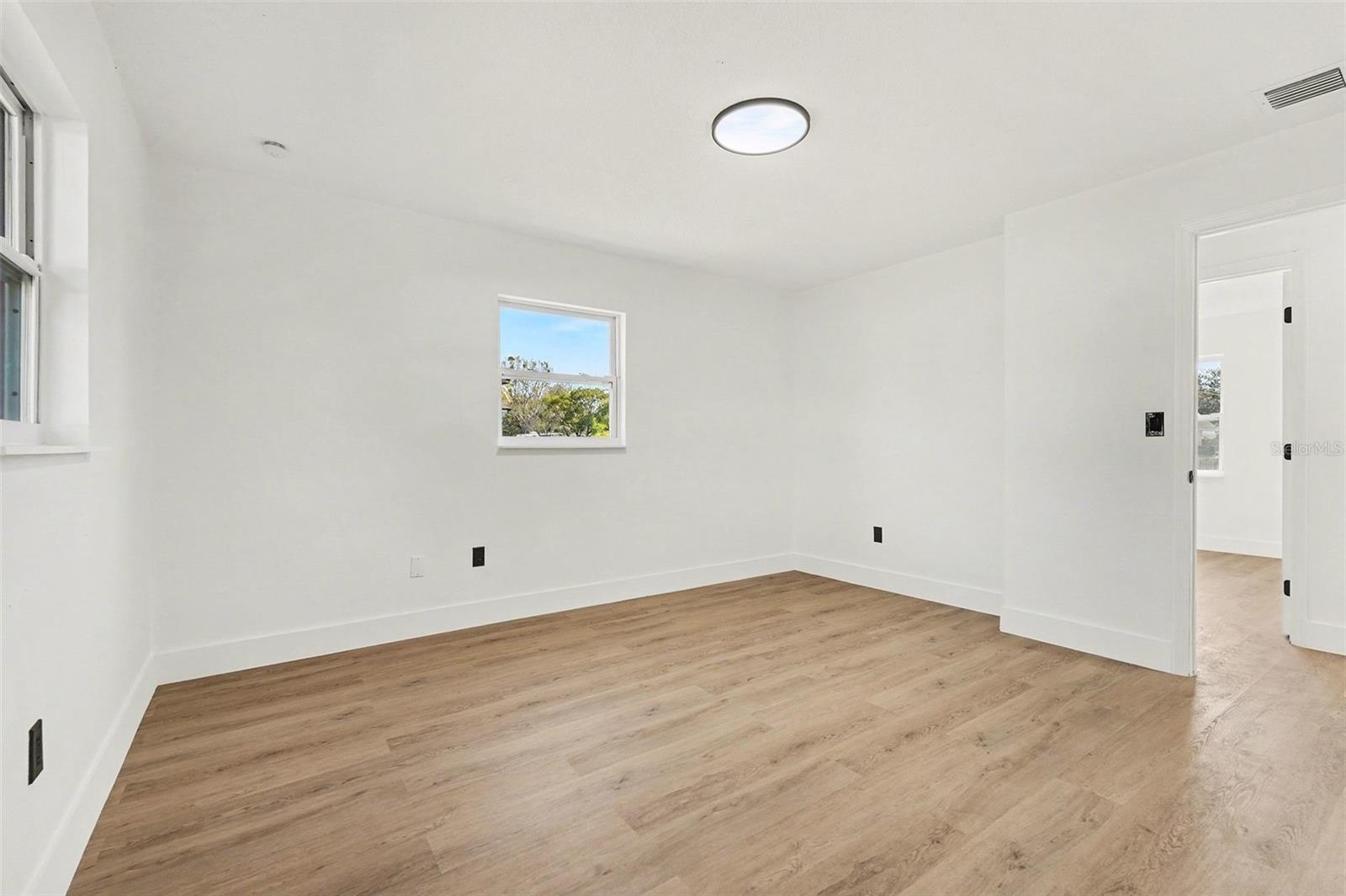 WESTWOOD VILLAS 6TH ADD - Residential