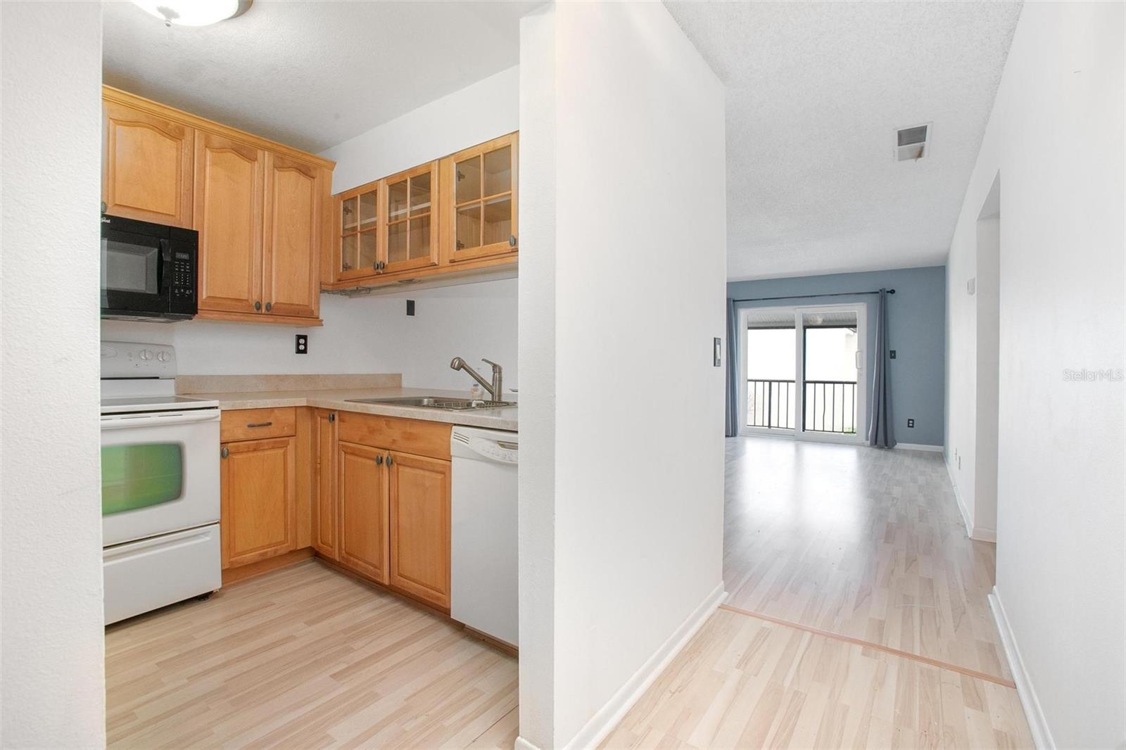 100 E KENTUCKY AVENUE K106