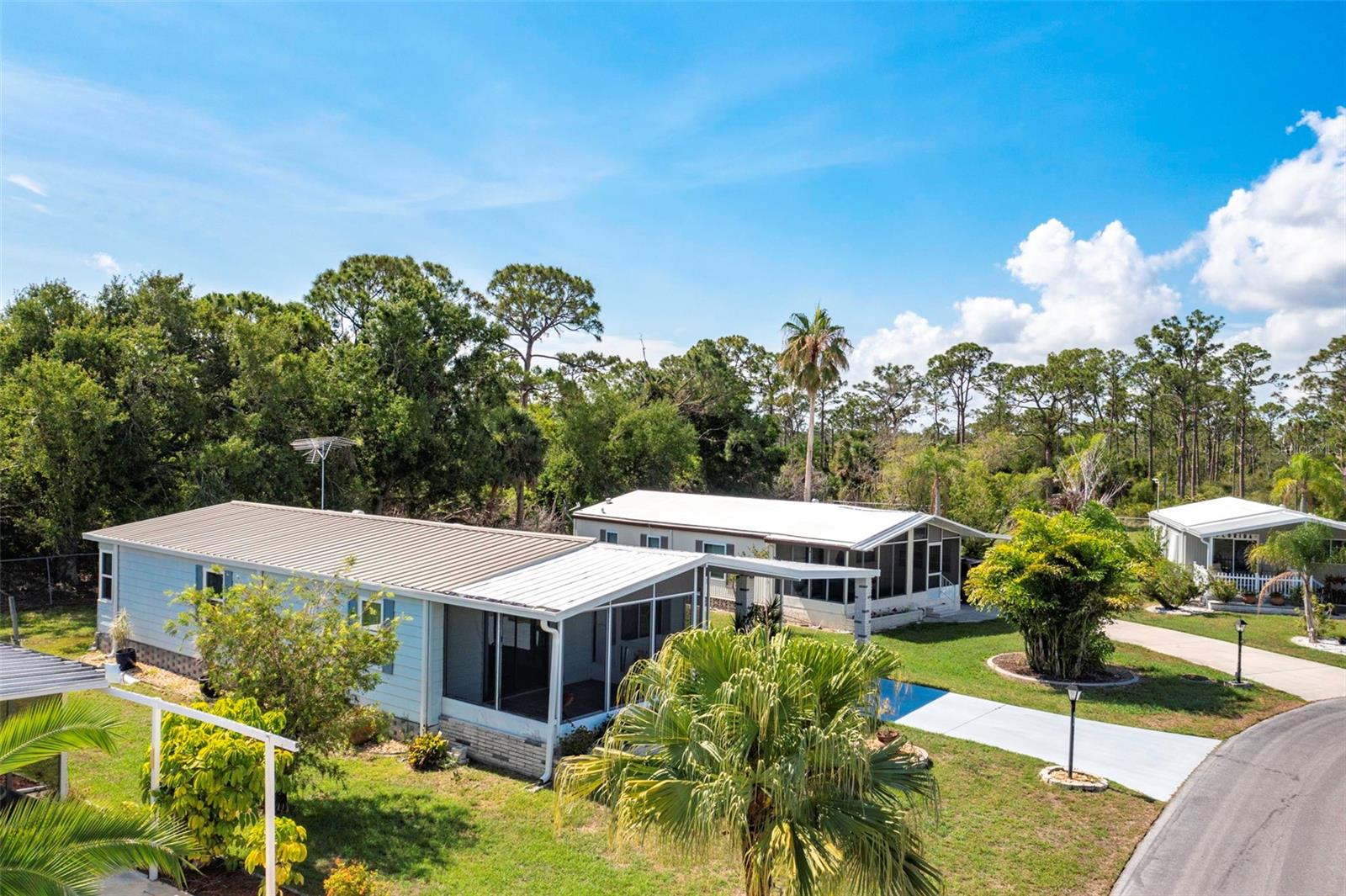 LA CASA MHP CO-OP - Residential