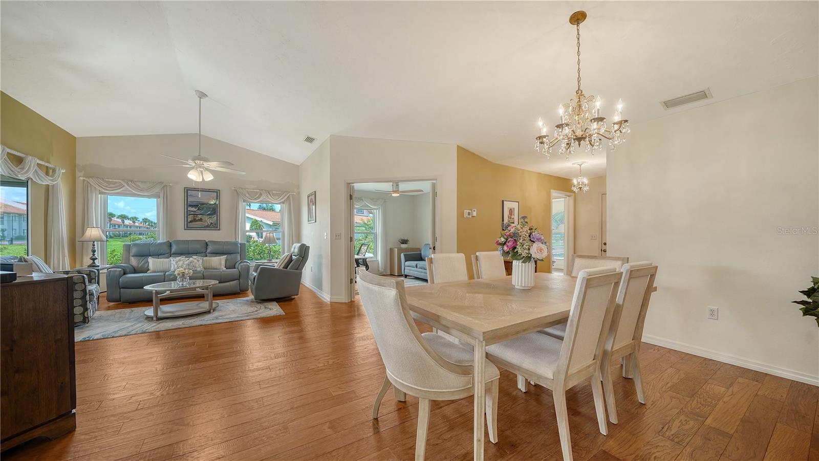 CASA DEL SOL SEC VIII - Residential