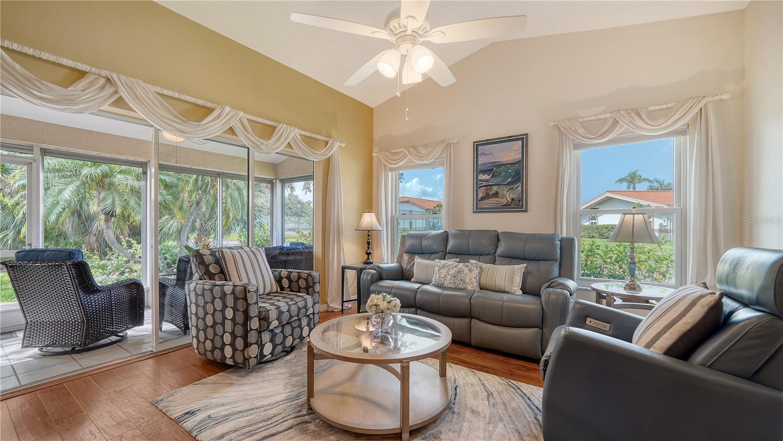 CASA DEL SOL SEC VIII - Residential