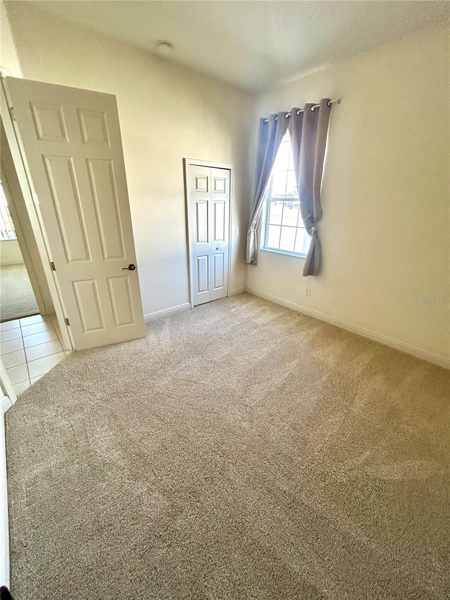 EMERALD ESTATES - Residential Lease