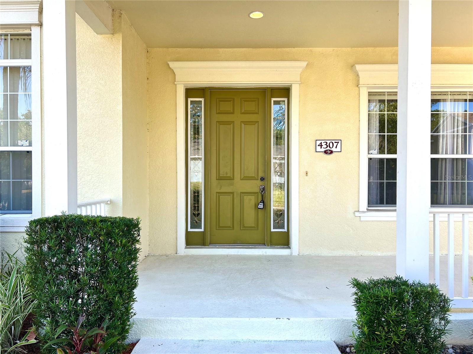 EMERALD ESTATES - Residential Lease